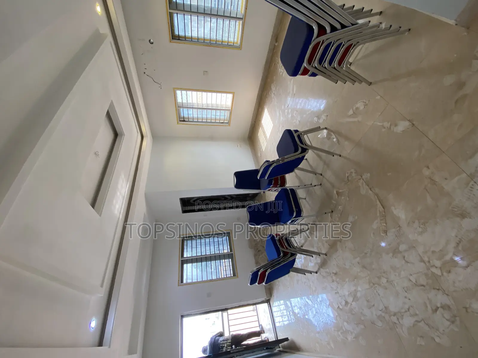 2bdrm Block of Flats in Dawaki for rent