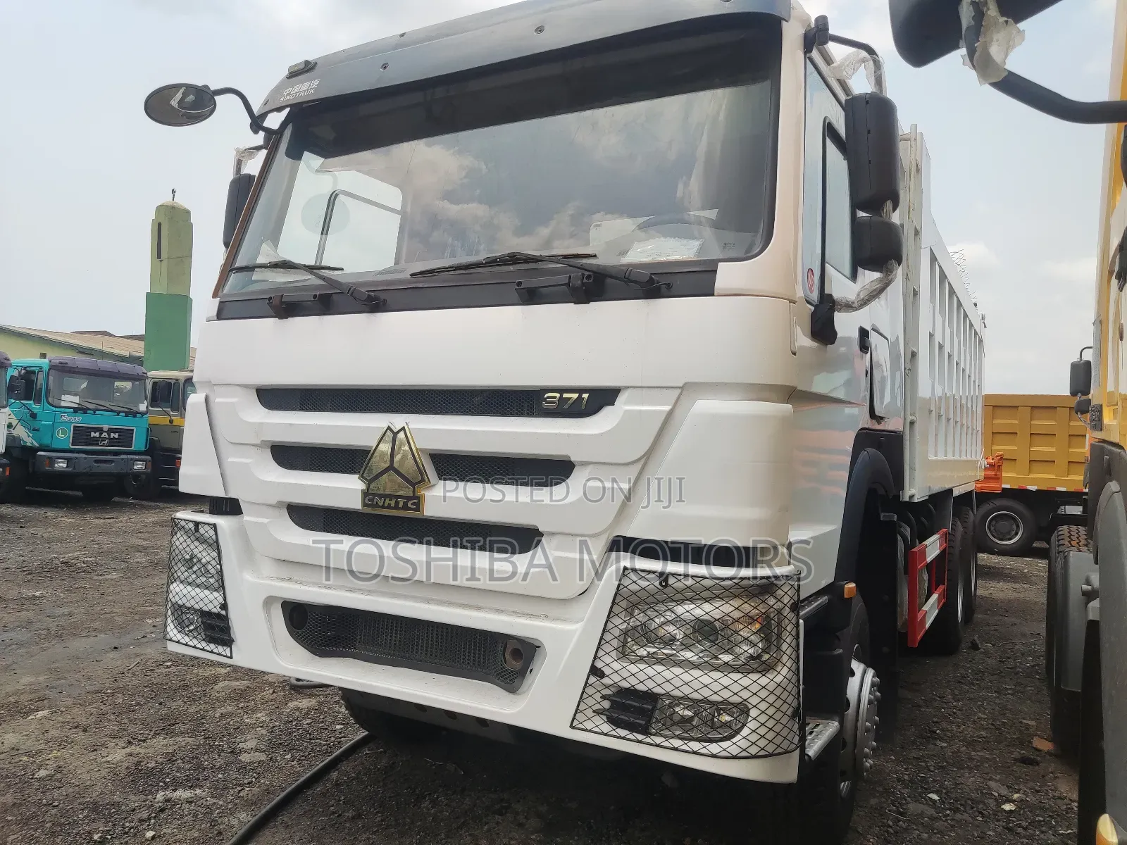 Howo Sinotruk 371 Dump Truck Full Option