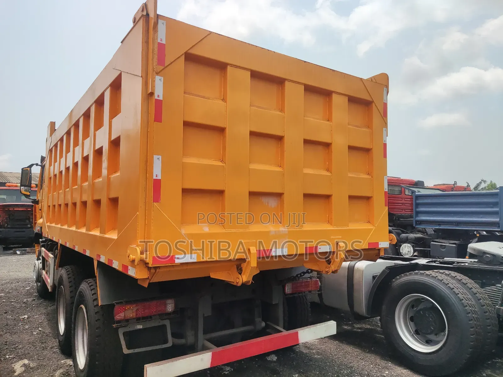 Covid-19 Howo Sinotruk 371 Dump
