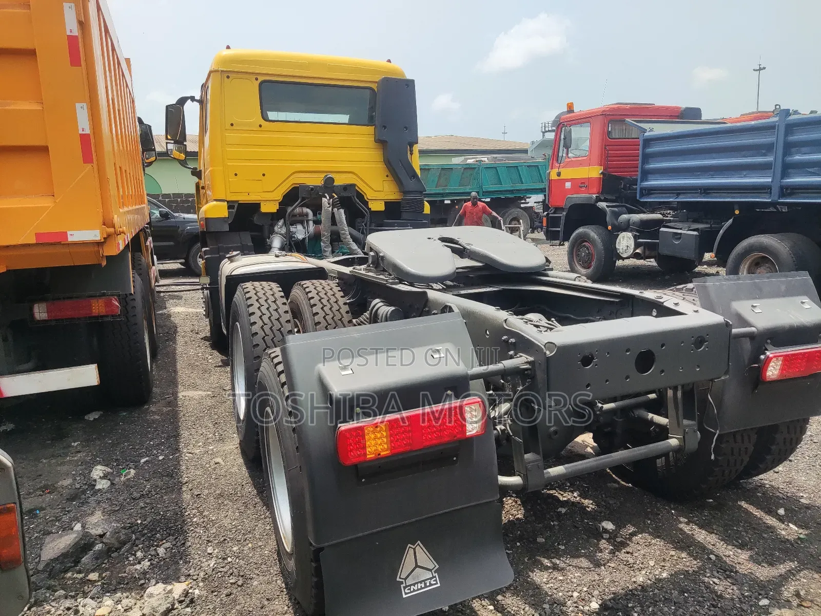 Howo Sinotruk 371 Tractor Head 2019 Yellow