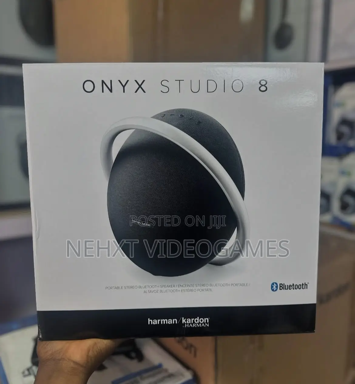 Onyx Studio 8