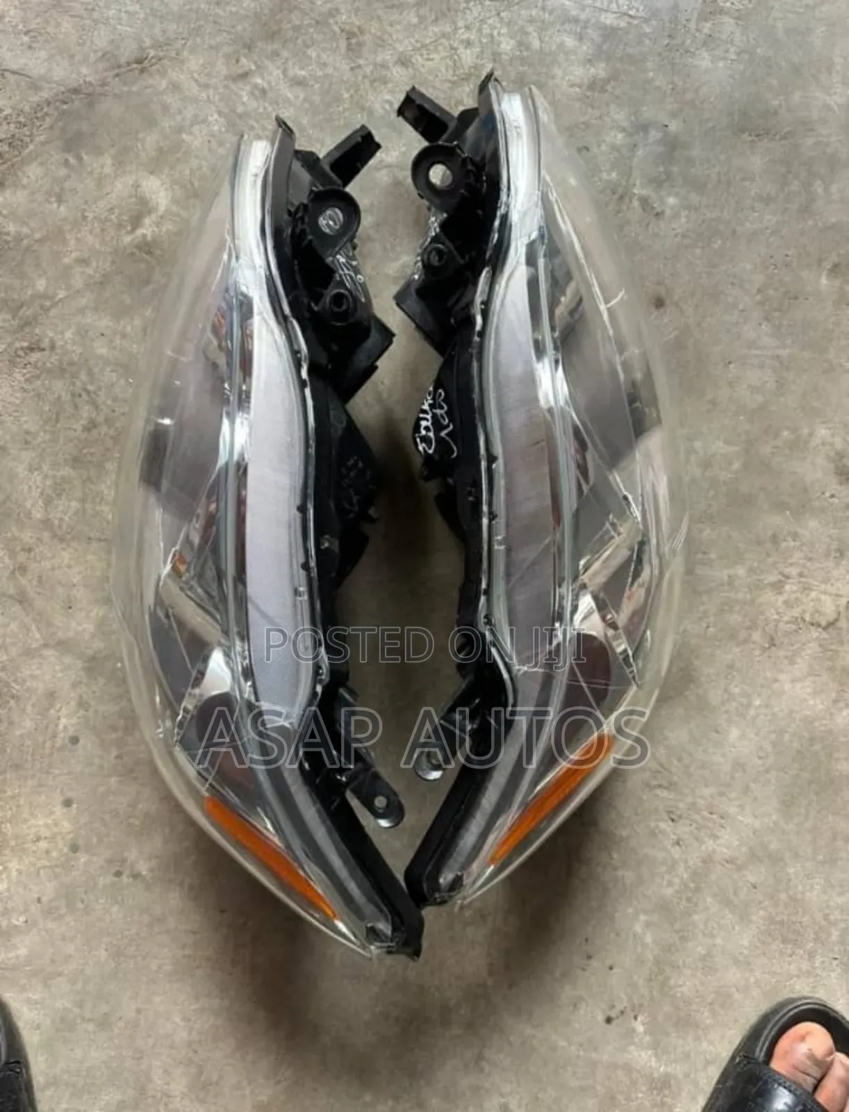 Headlamp for Toyota Corolla 2012 Tokunbo