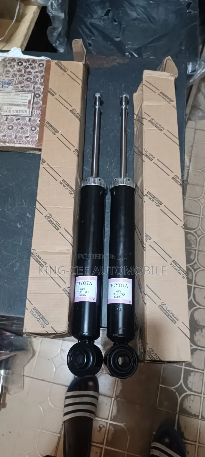 Rear Shock Absorber for Rav4, Camry, Corolla Avalon 2020