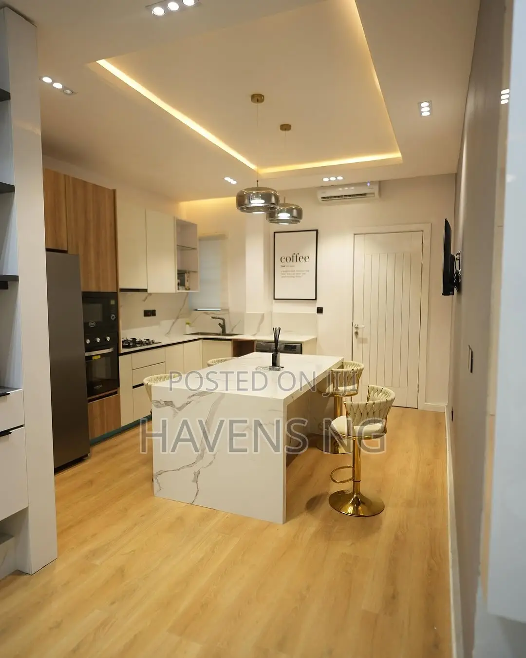 Luxurious 2-Bedroom Maisonette in Lekki Phase 1