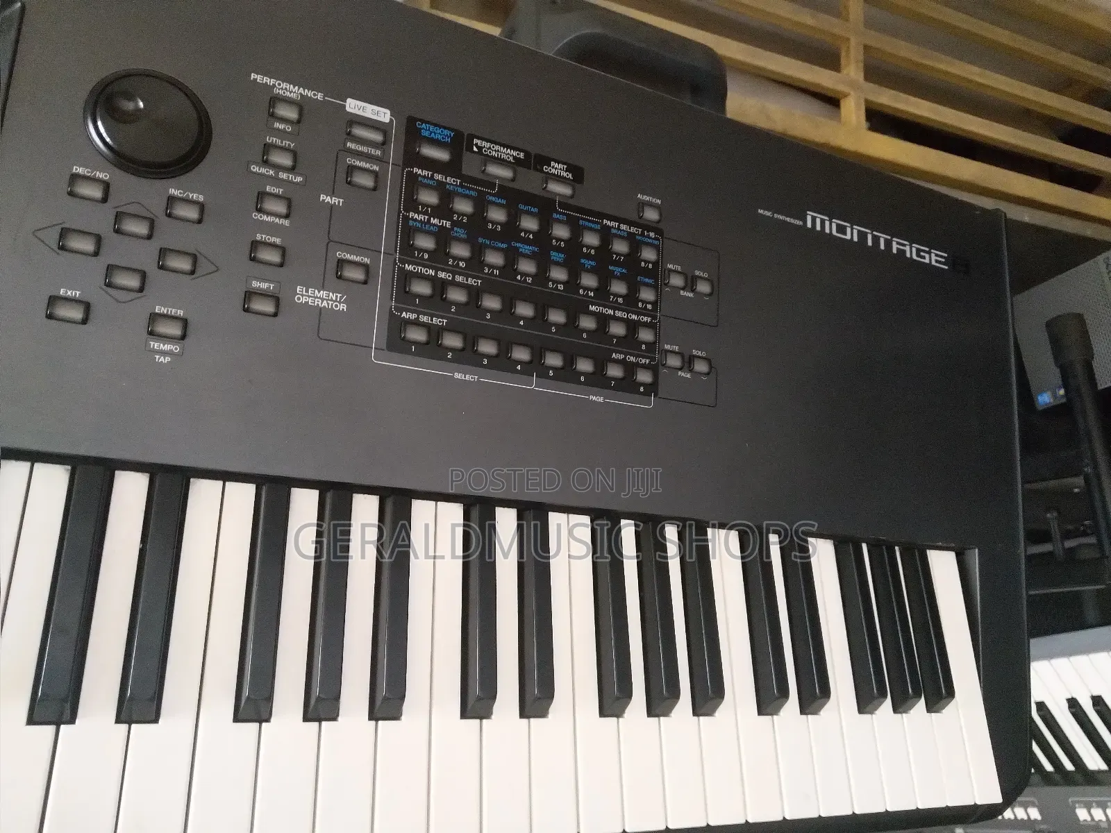 Uk Used Yamaha Montage8 Synth