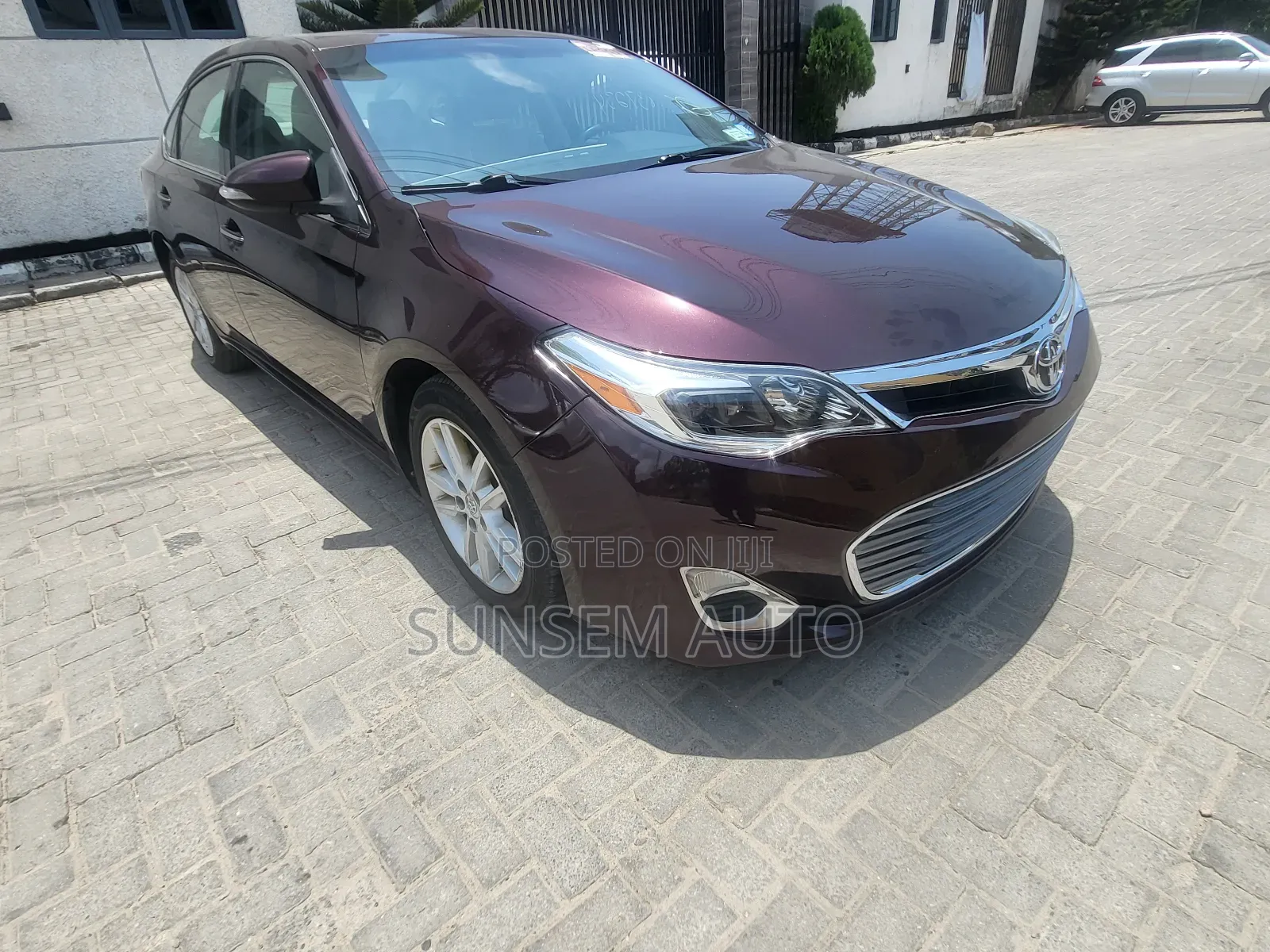 Toyota Avalon 2016 Purple