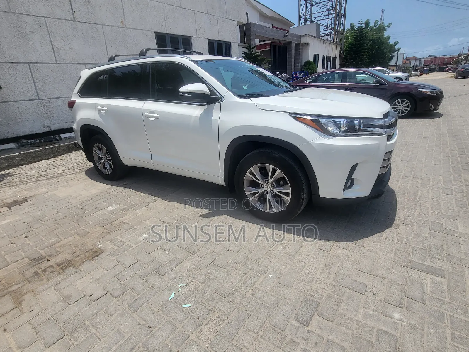 Toyota Highlander XLE V6 4x2 (3.5L 6cyl 6A) 2016 White