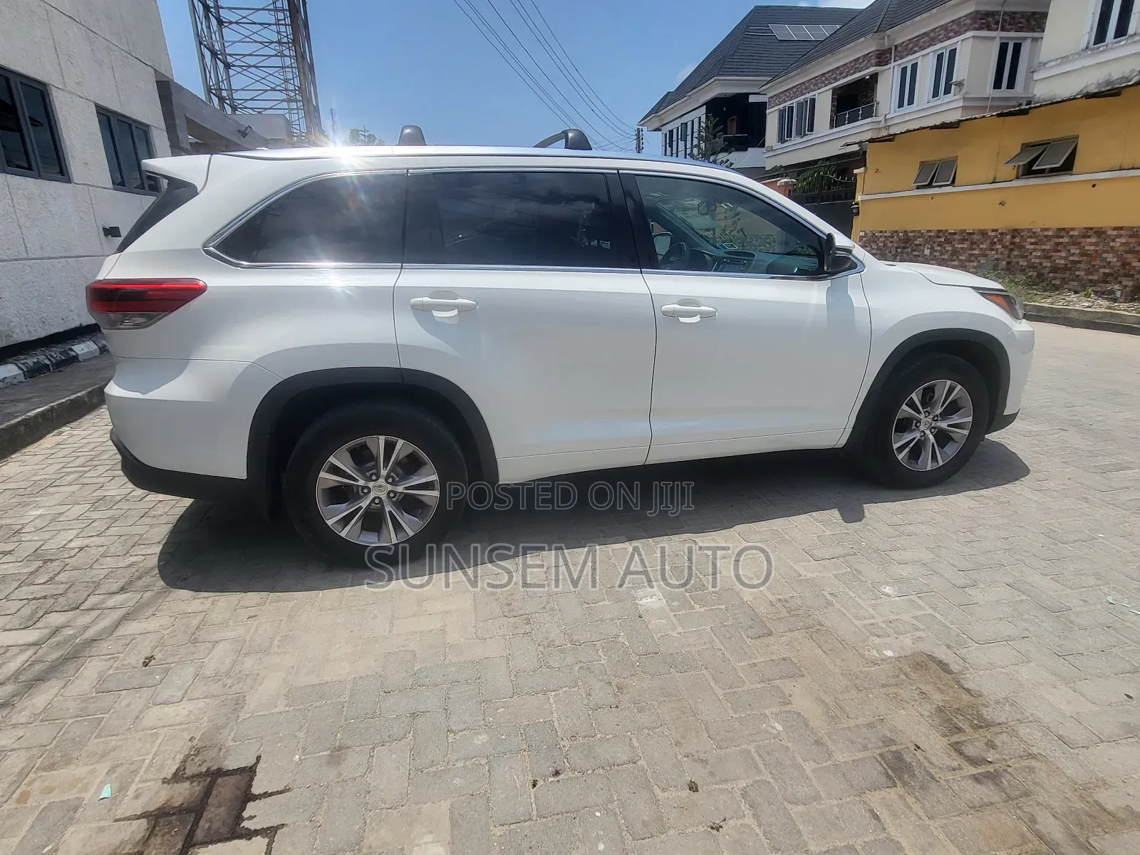 Toyota Highlander XLE V6 4x2 (3.5L 6cyl 6A) 2016 White