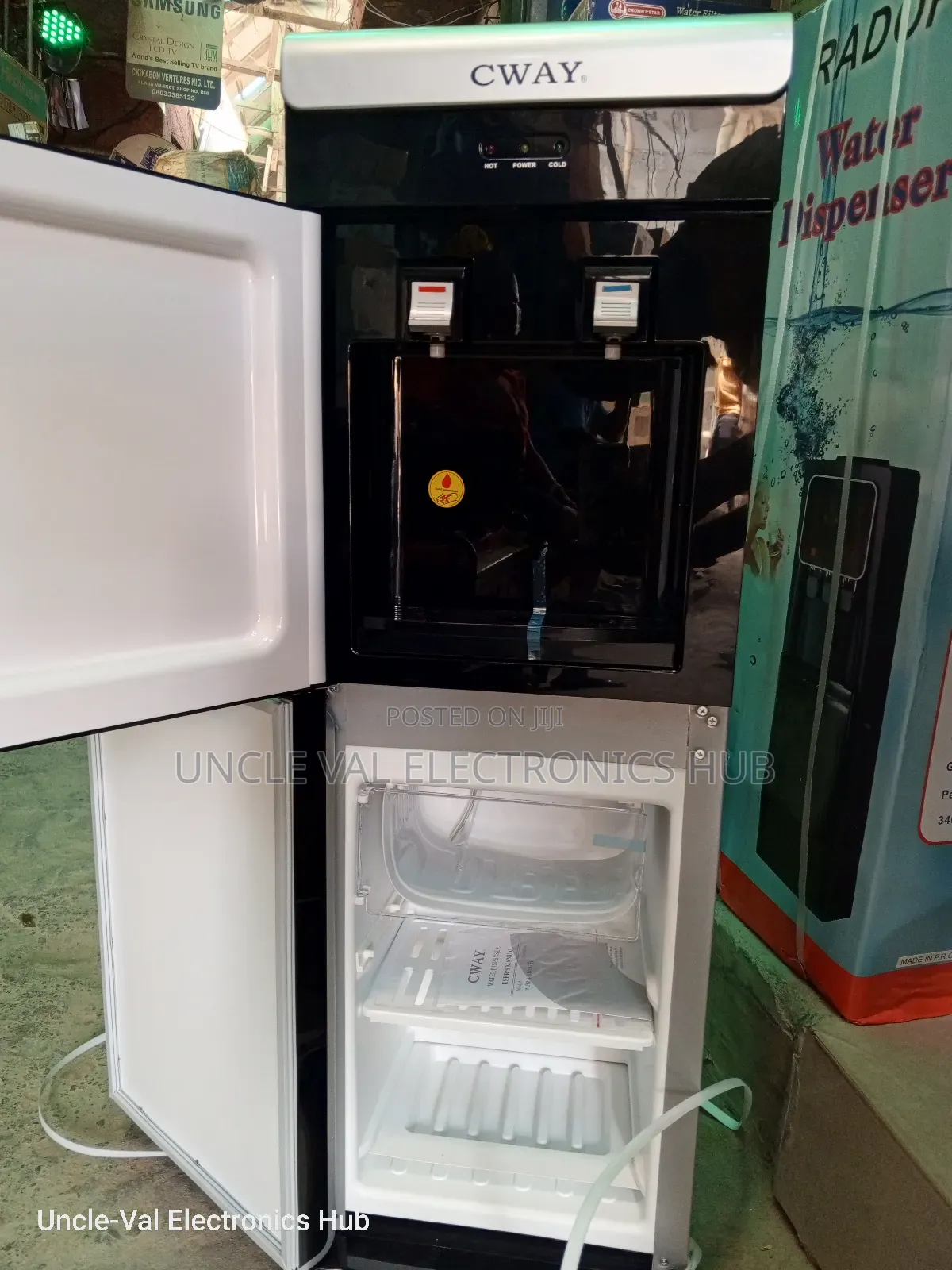 Cway Water Dispenser With Freezer (Byb72)