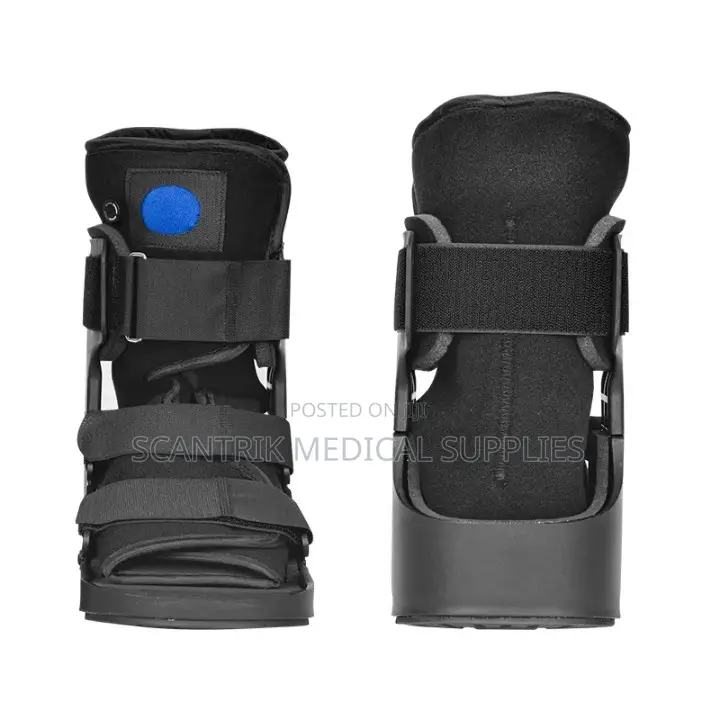 Short Walking Boot