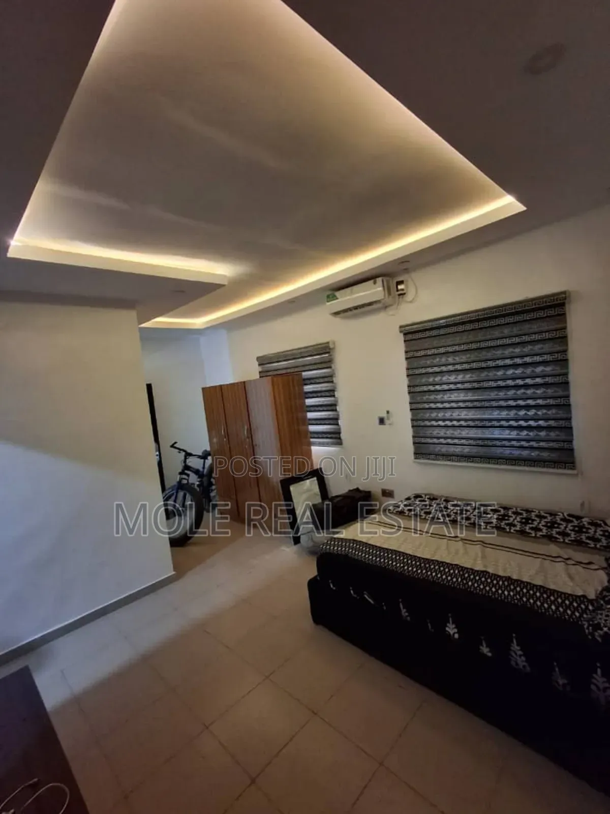 Luxery 21 Rooms Hotel 4 Sale Iguando Roi