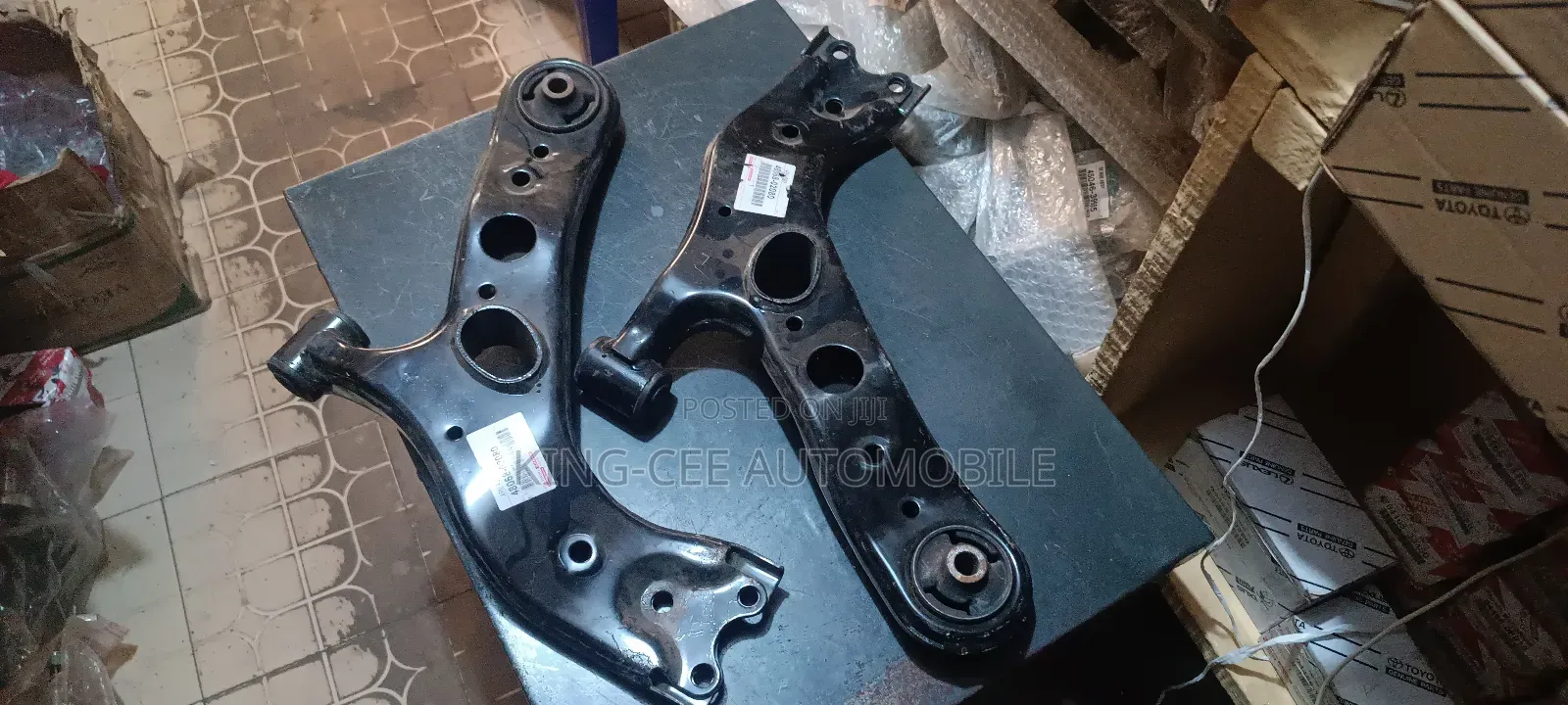 Lower Arm Toyota Corolla 2010-2015