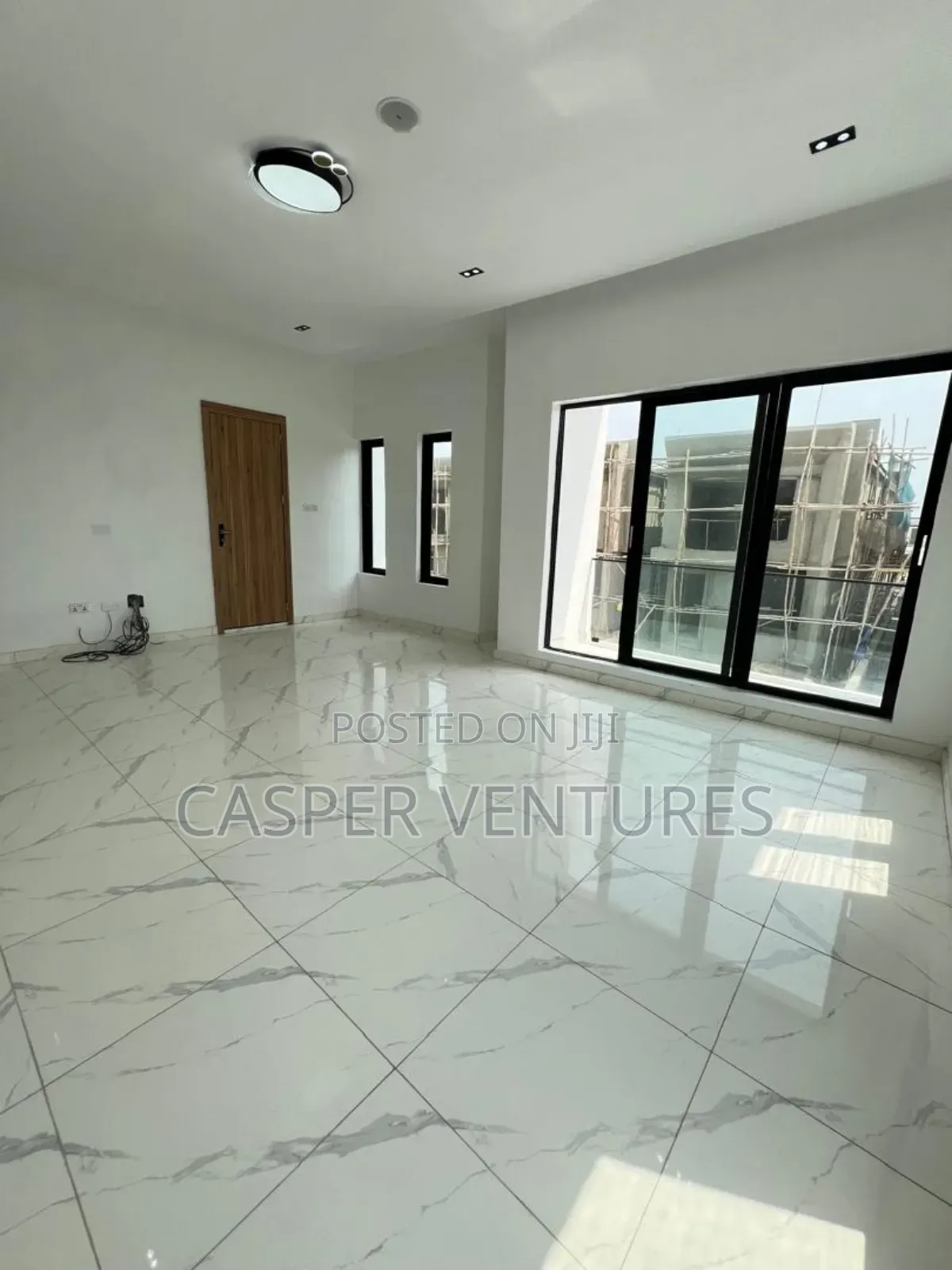 5bdrm Duplex in Tedoh, Sangotedo for sale