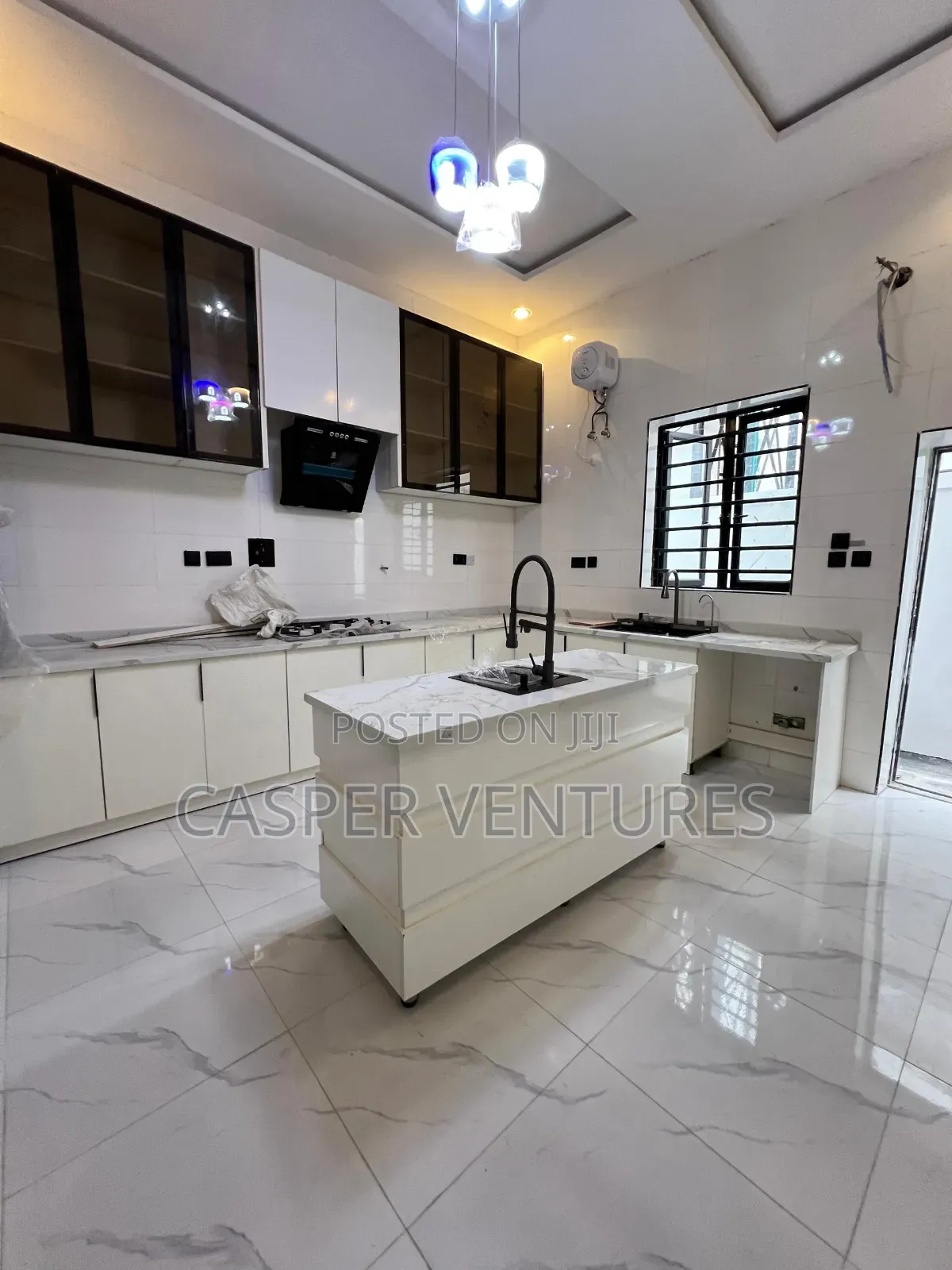 5bdrm Duplex in Tedoh, Sangotedo for sale