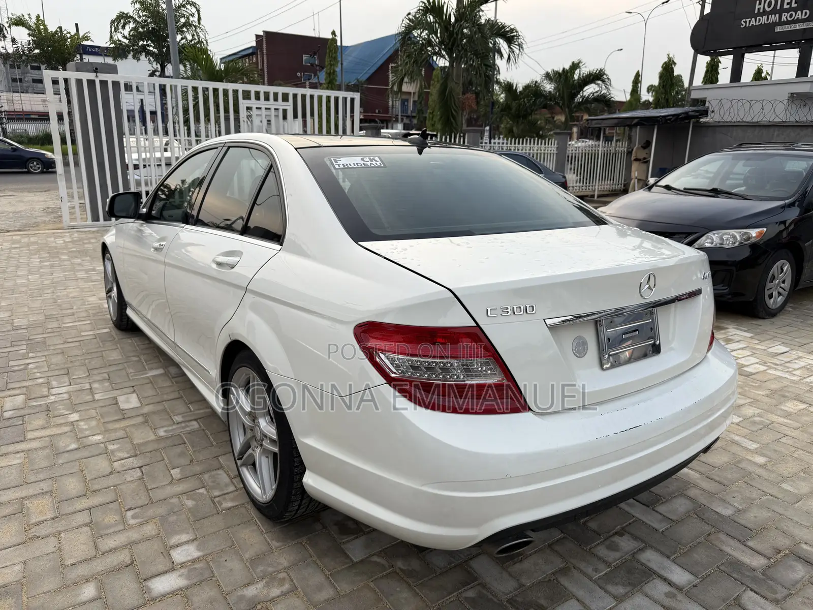 Mercedes-Benz C300 2008 White