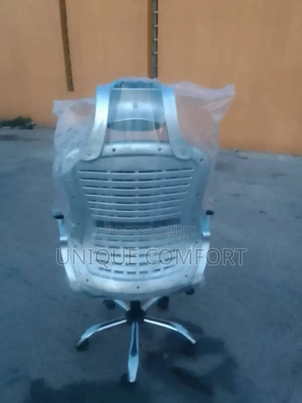 Imported Executive Ergonomic Office Chair With Head Rest