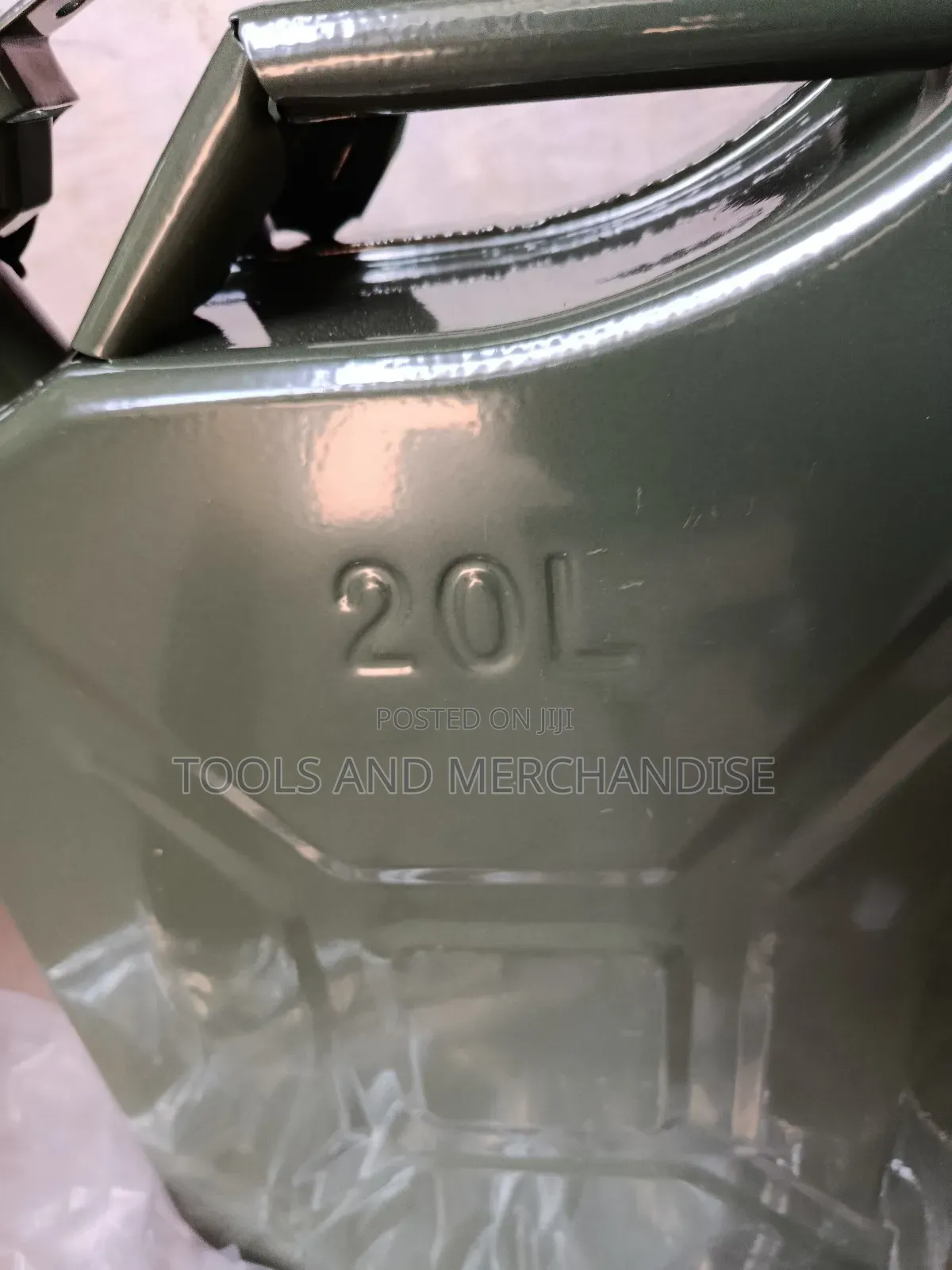 20-Liter Jerry Can (Army Jerry Can)