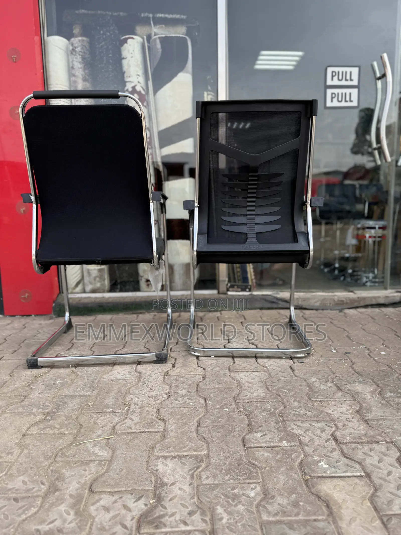 Ergonomic Visitors Chair