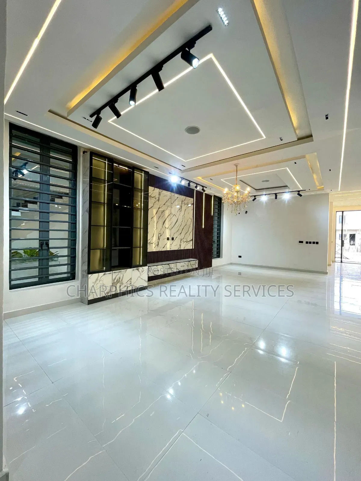 5bdrm Duplex in Ajah for sale