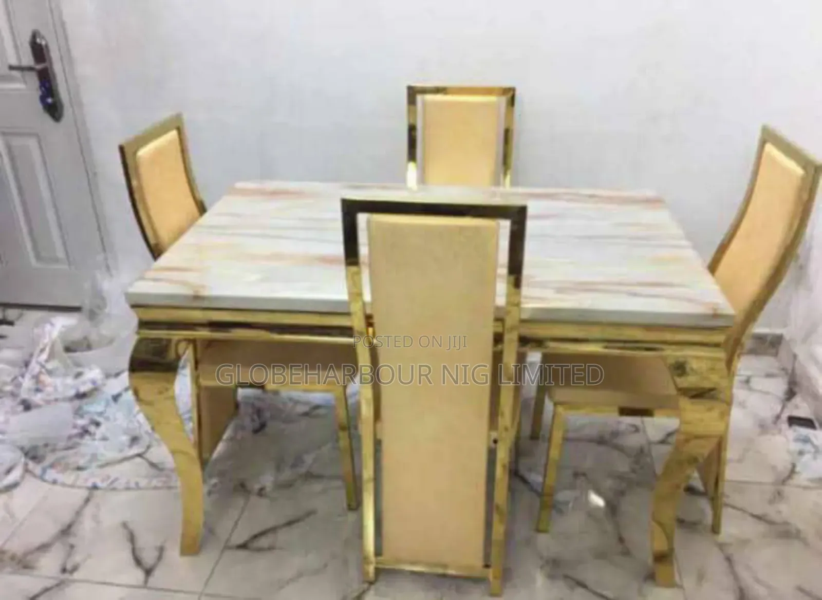 Four Seater Mable Top Dinning Set