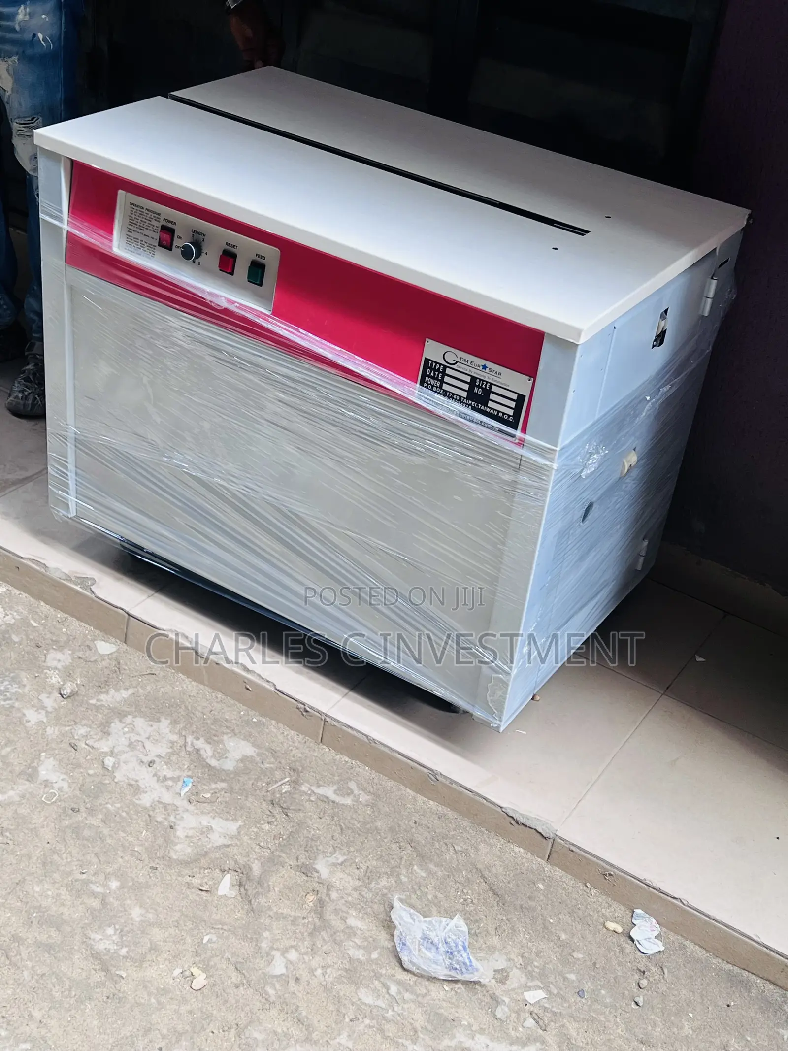 Strapping Machine
