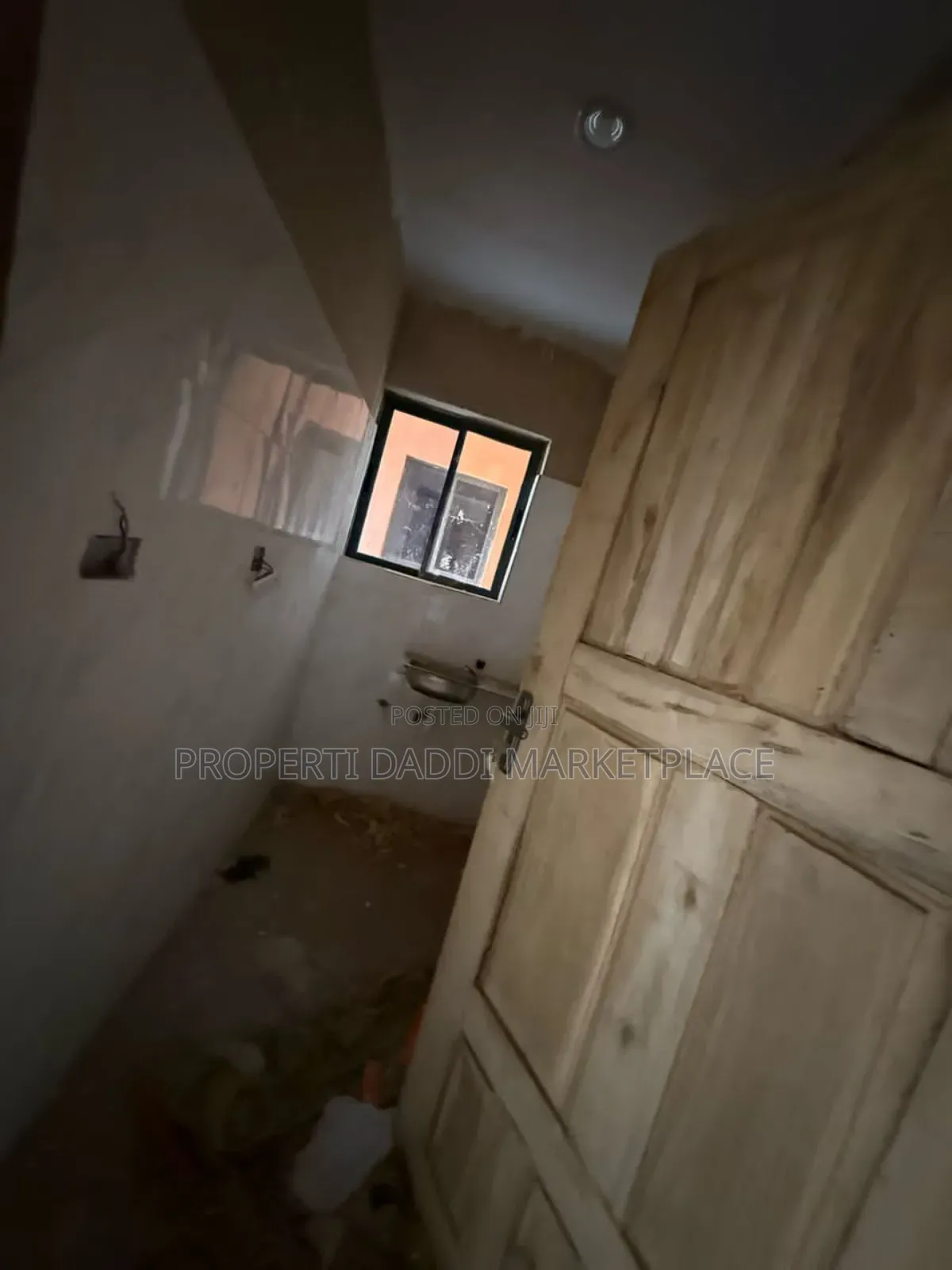 Mini Flat in Ayobo for rent