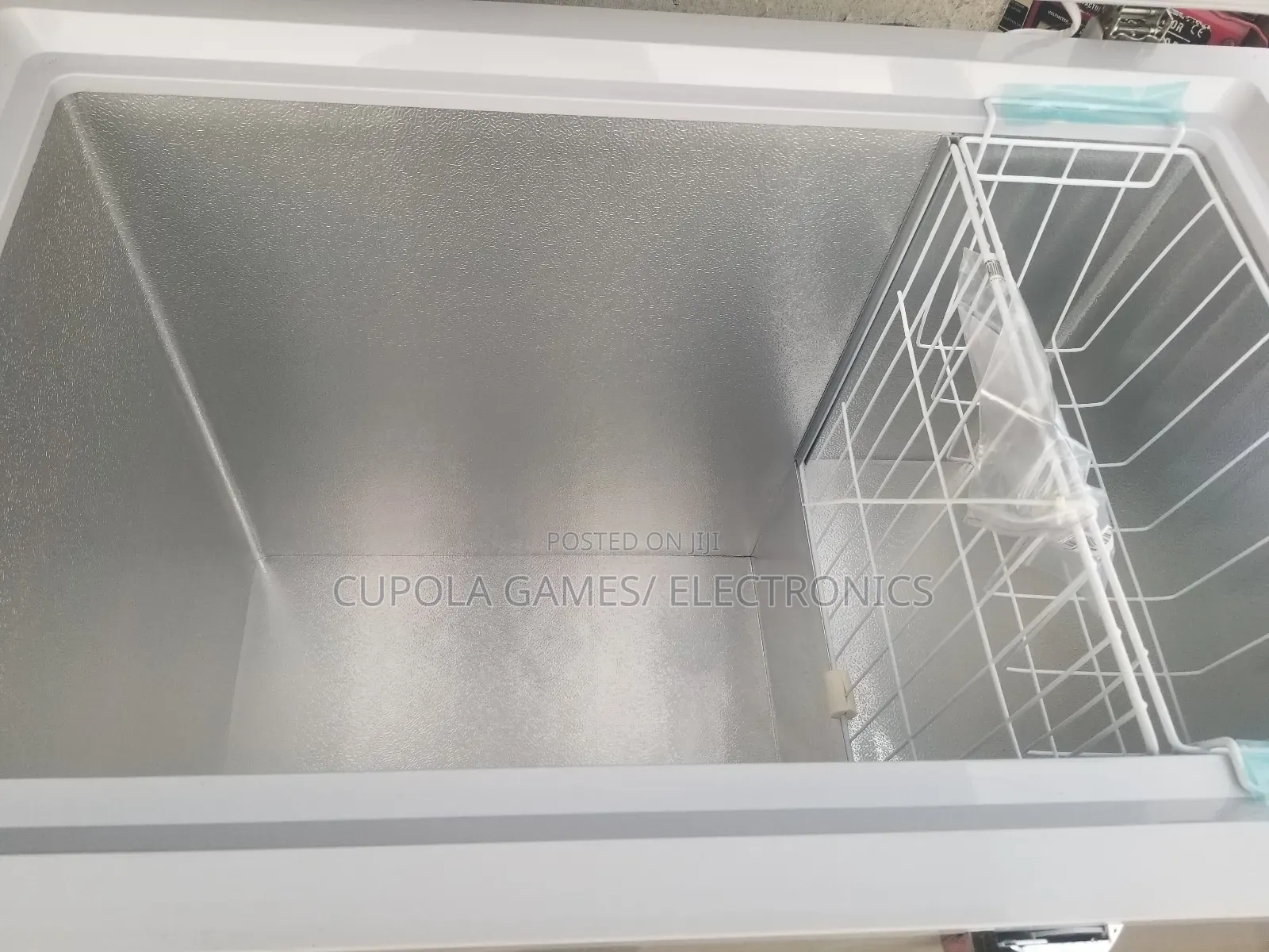 Scanfrost Inverter 250 Inv , Chest Freezer