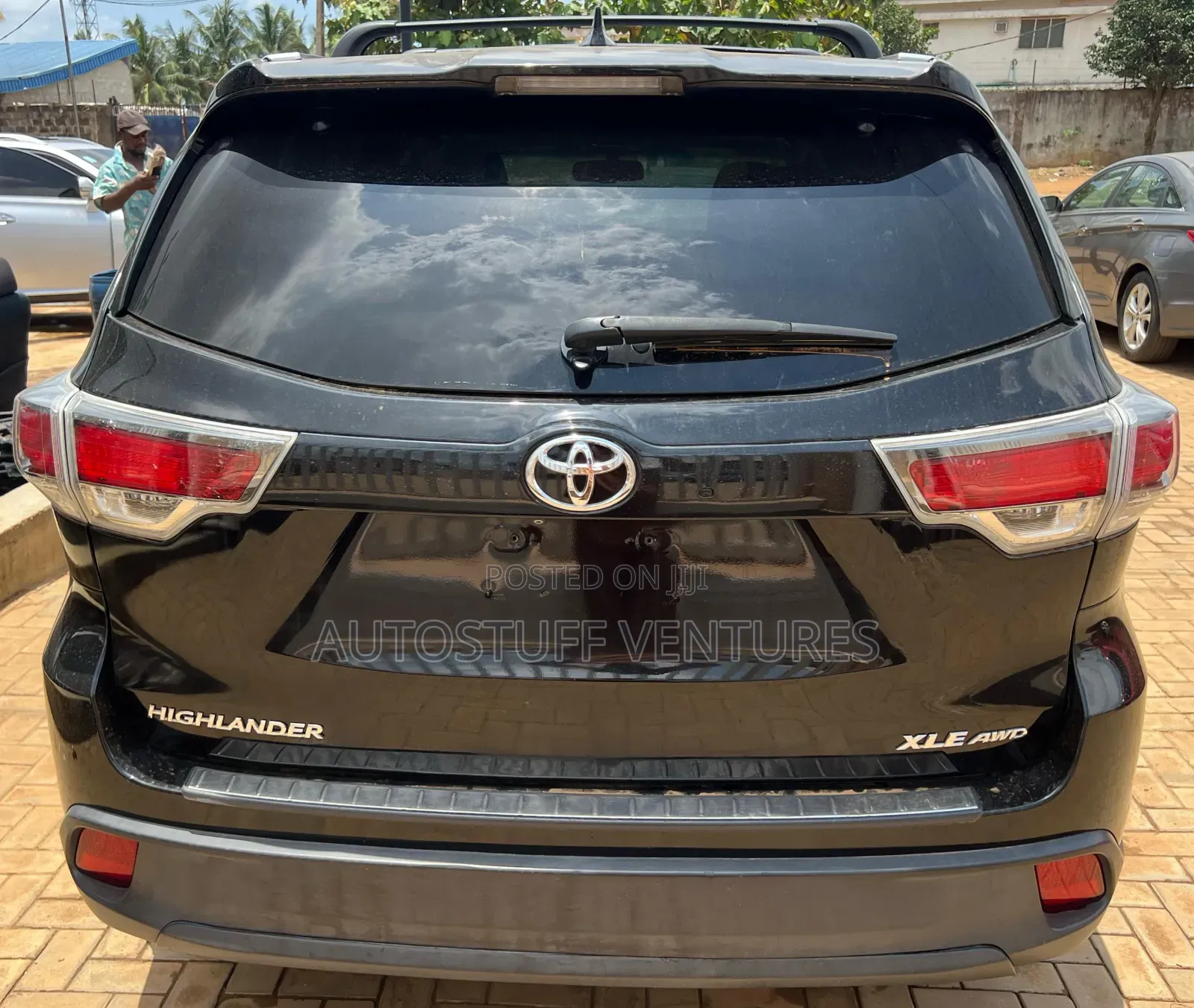 Toyota Highlander XLE V6 4x4 (3.5L 6cyl 6A) 2016 Black