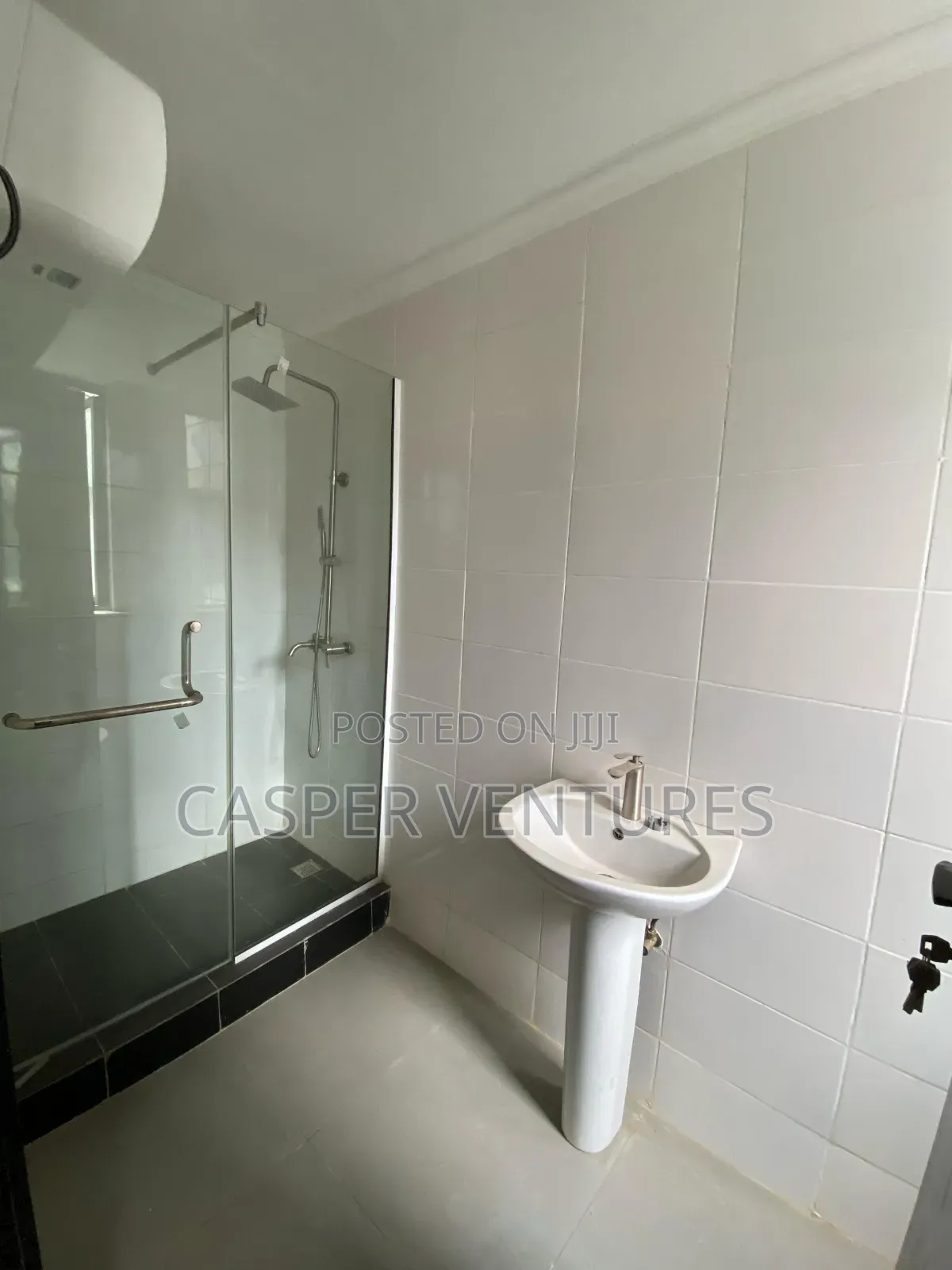 4bdrm Duplex in Sule, Agungi for rent
