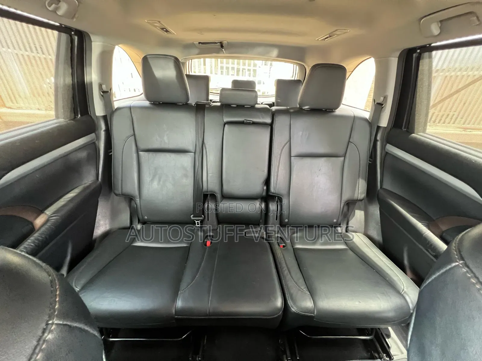Toyota Highlander XLE V6 4x4 (3.5L 6cyl 6A) 2016 Black