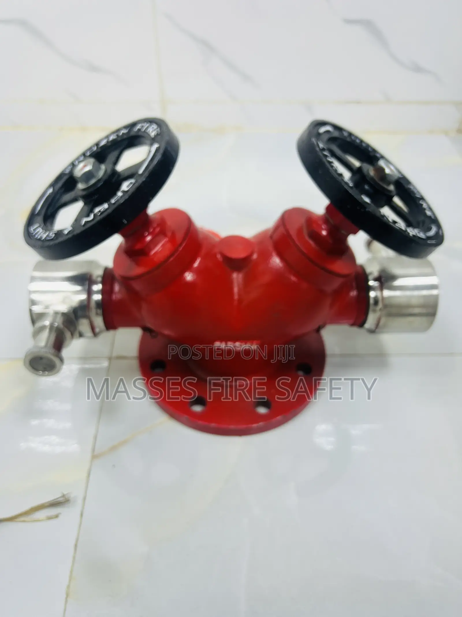 Double Head Landing Valve