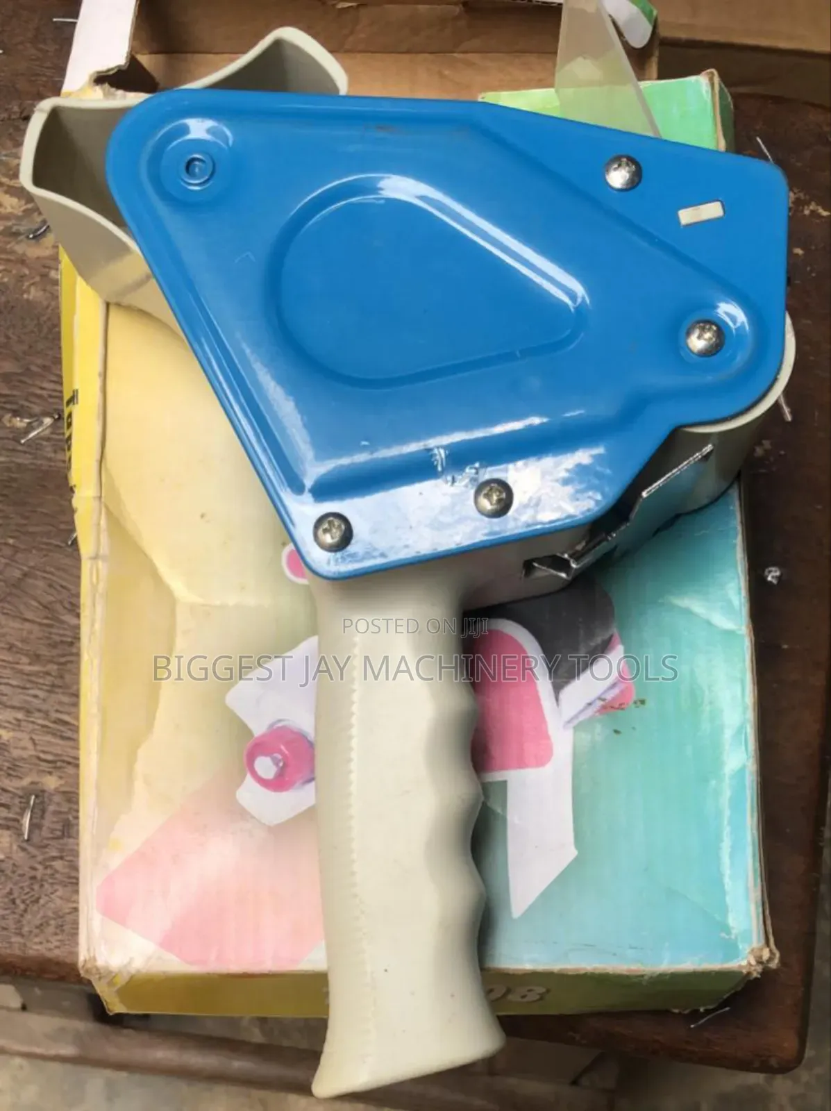 Manual Tape Dispenser