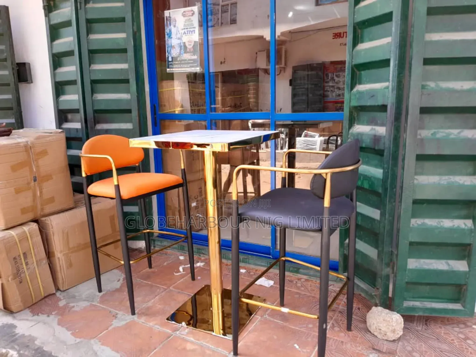 High-Quality Exquisite Mable Top Turkish Table With Two Seat