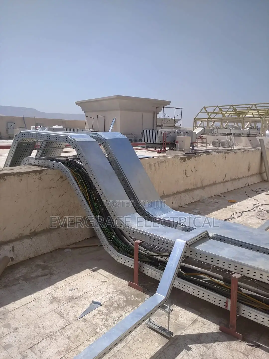 300×100 Cable Tray With Cover