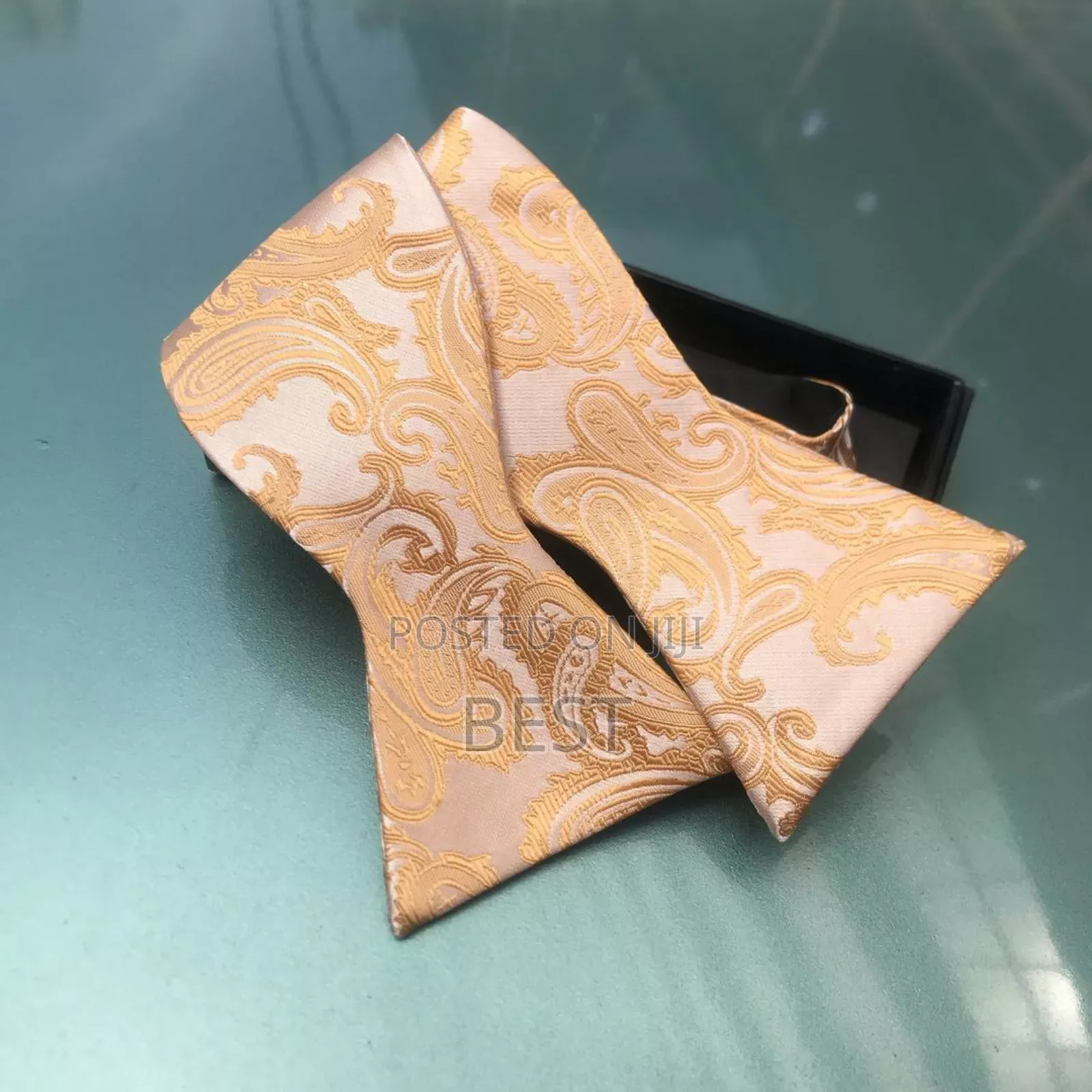 High Quality Self Knot Bow Tie for Men of Class