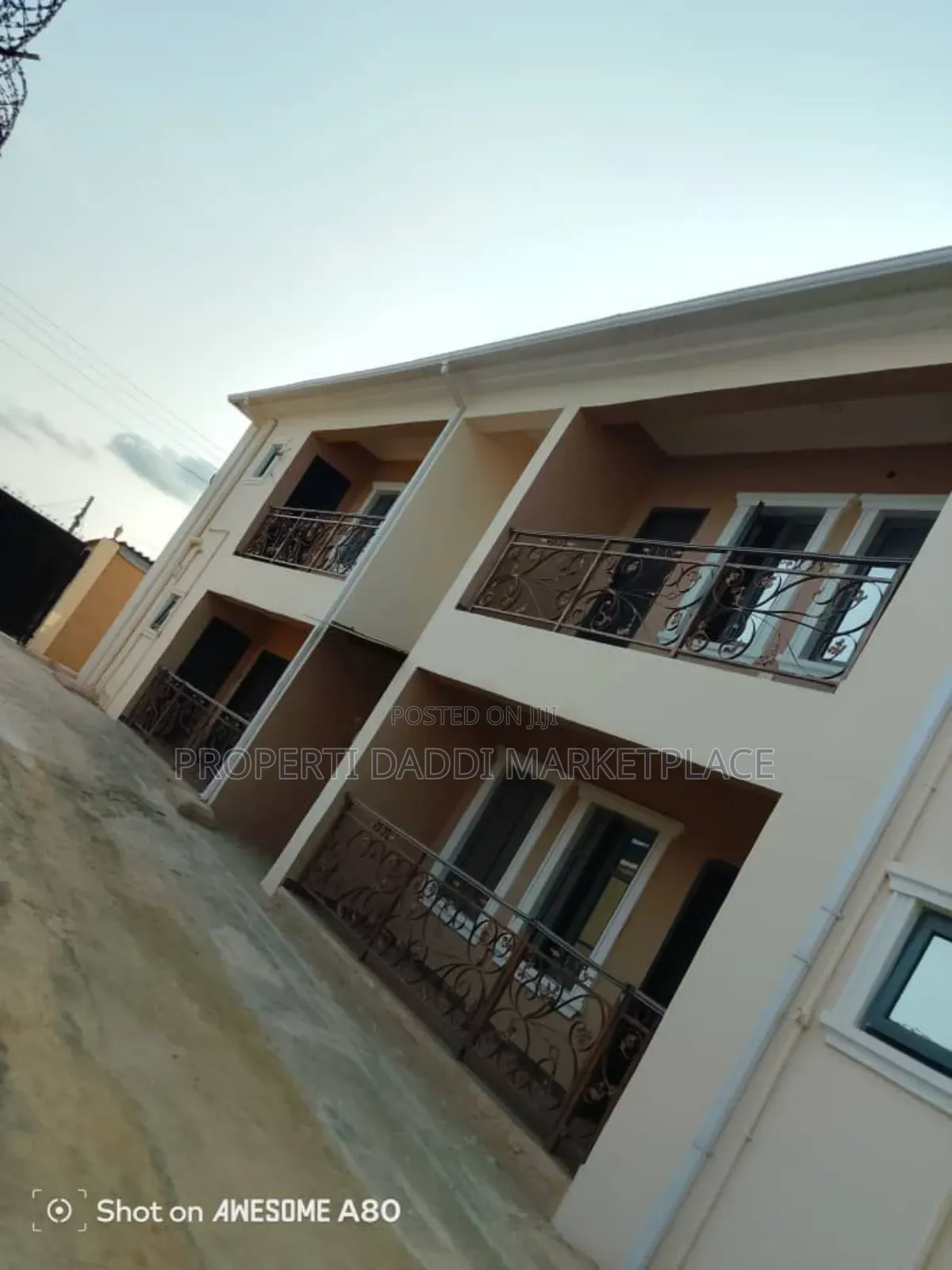 2bdrm Block of Flats in Ayobo for sale