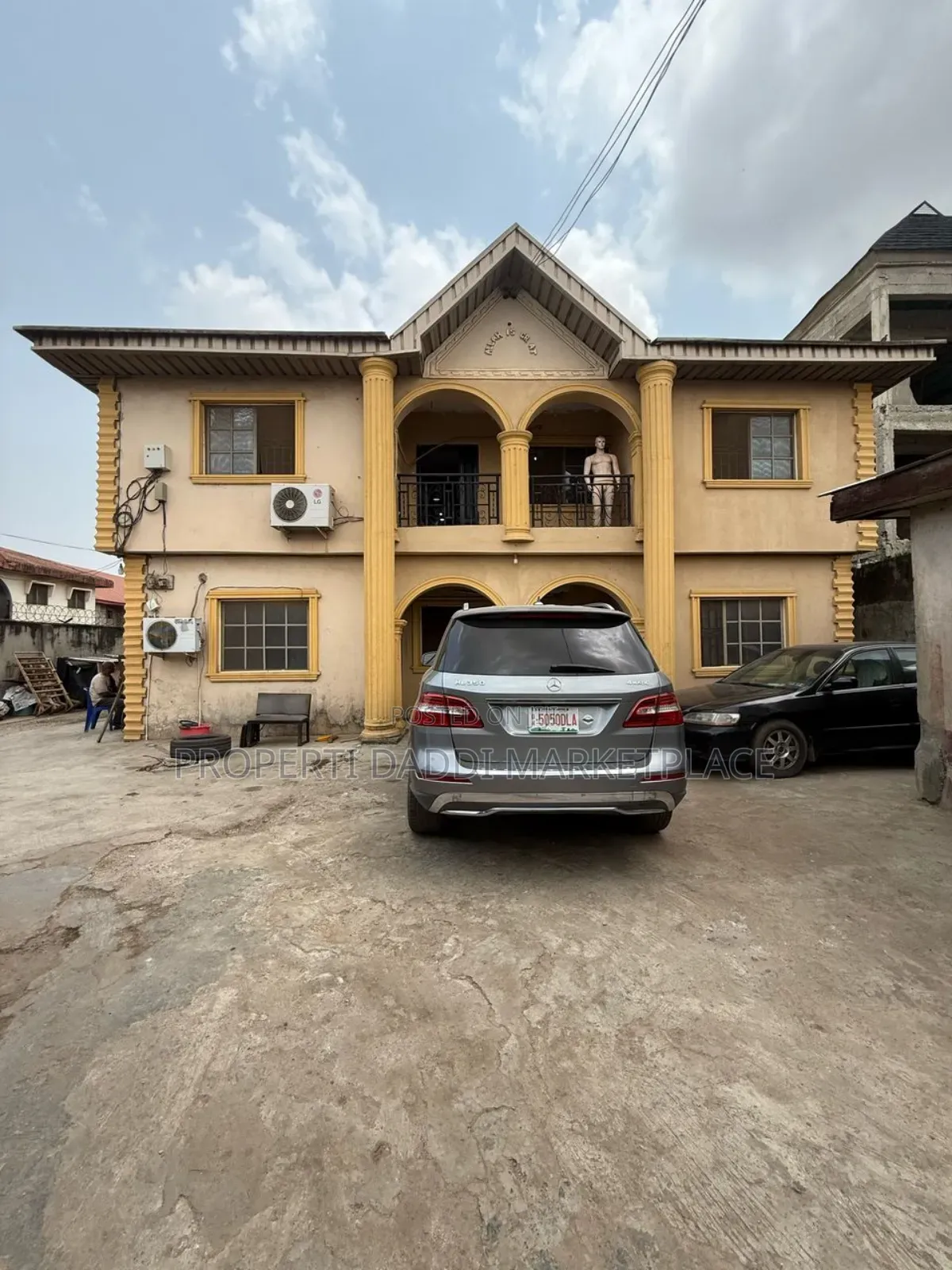 Commercial Building for Sale:- Flats and Shops Facing the Rd