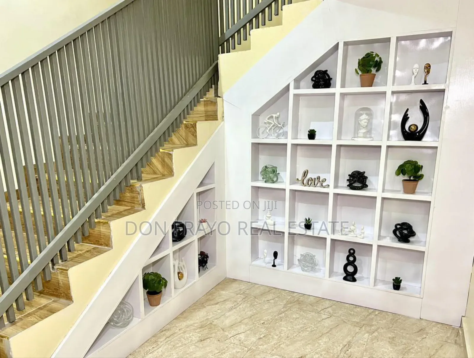 Furnished 4bdrm Duplex in S&T Estate, Jericho for sale