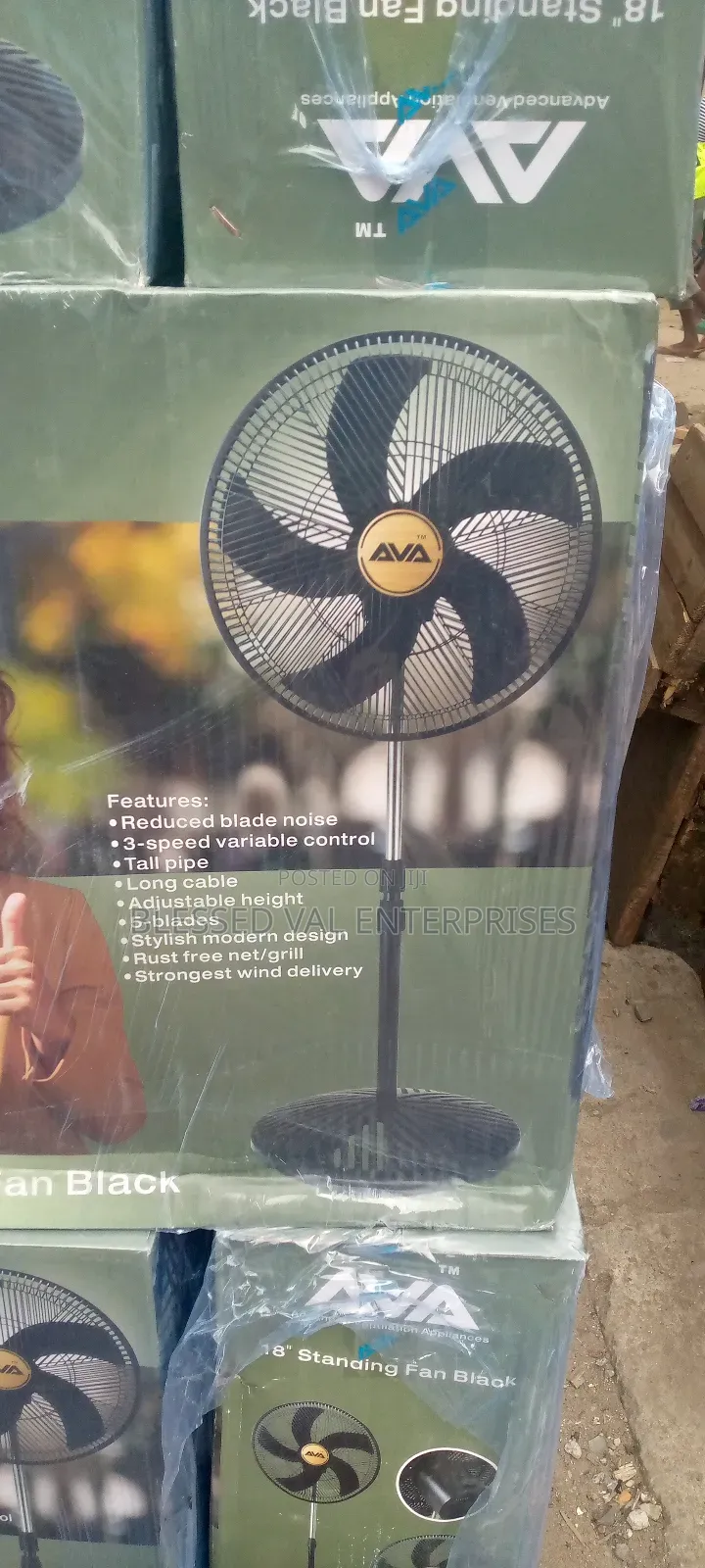Ava 18 Inches Standing Fan Black