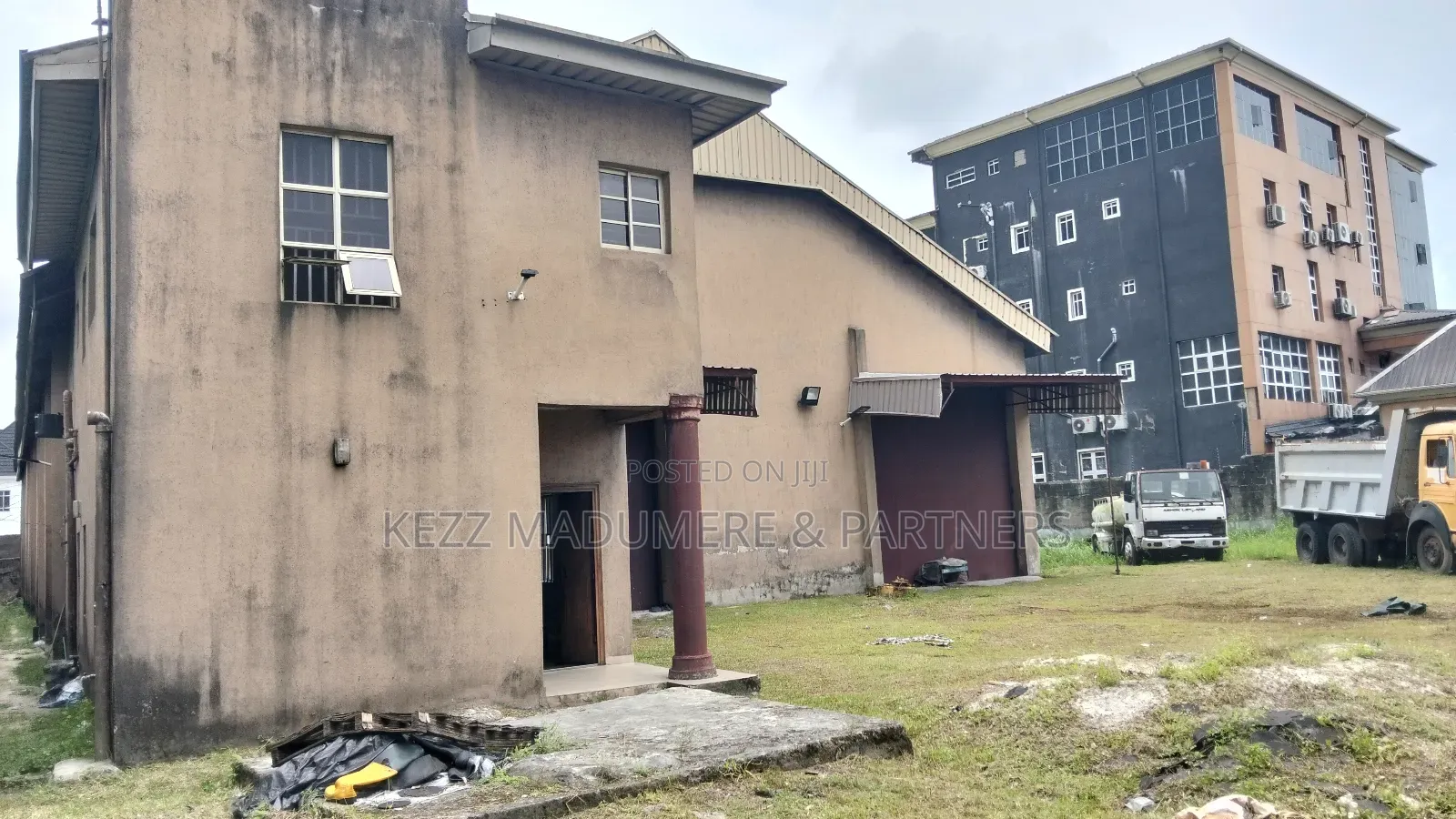 For Sale: Warehouse on 13 Plots on Major Stadium Rd