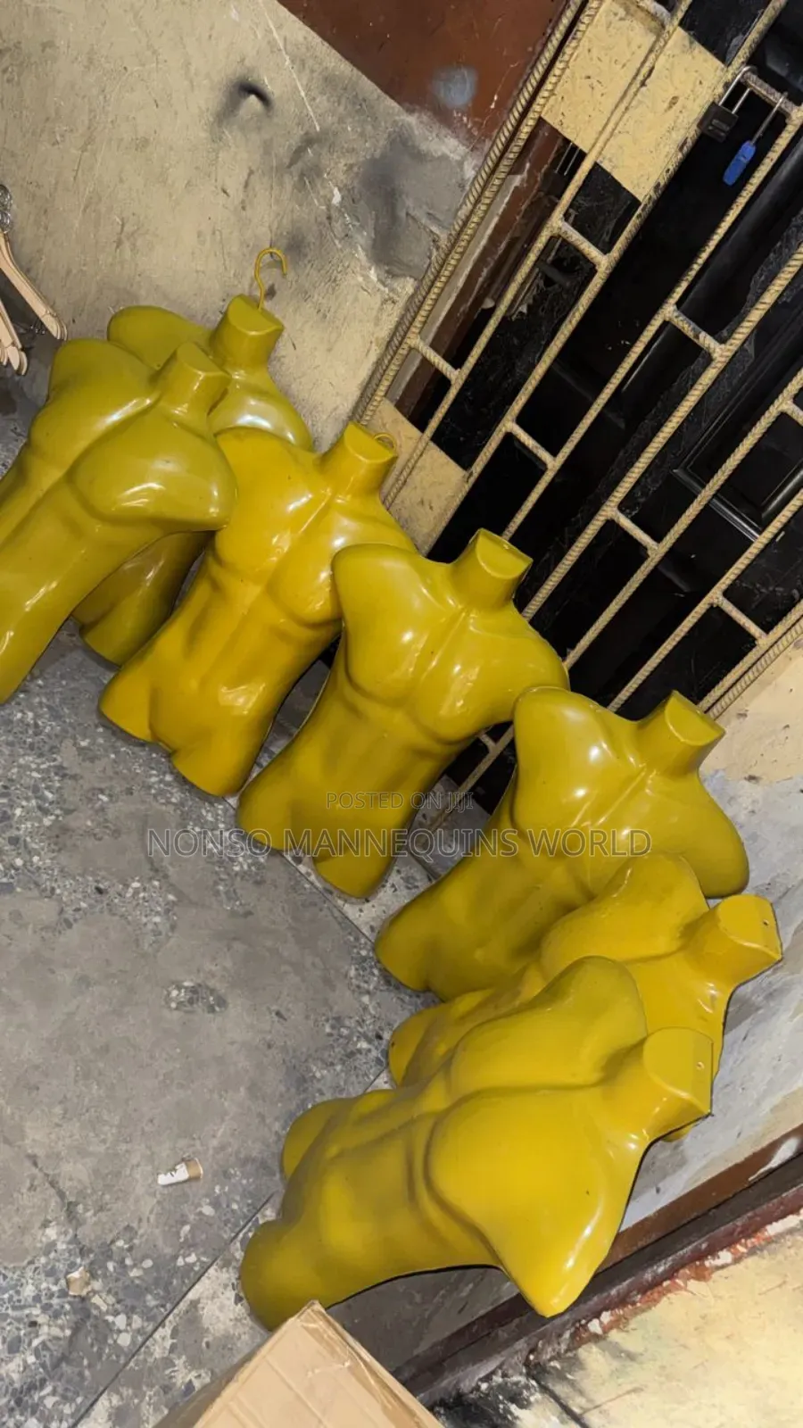 Male Half Cover Display Hanger Mannequin