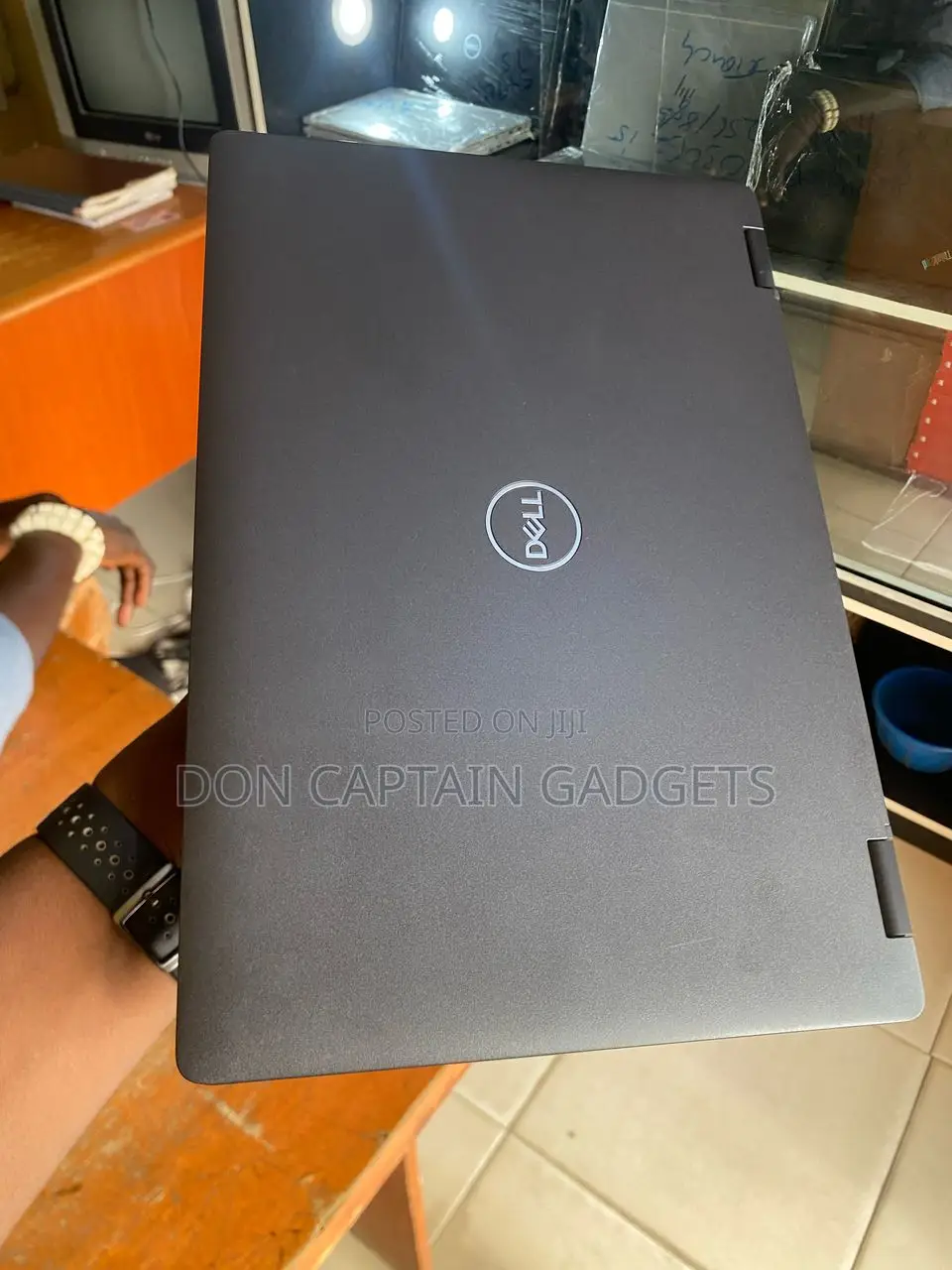 Dell Latitude 5300 2in1 X360 8gb/256gb SSD Core I7 8th Gen