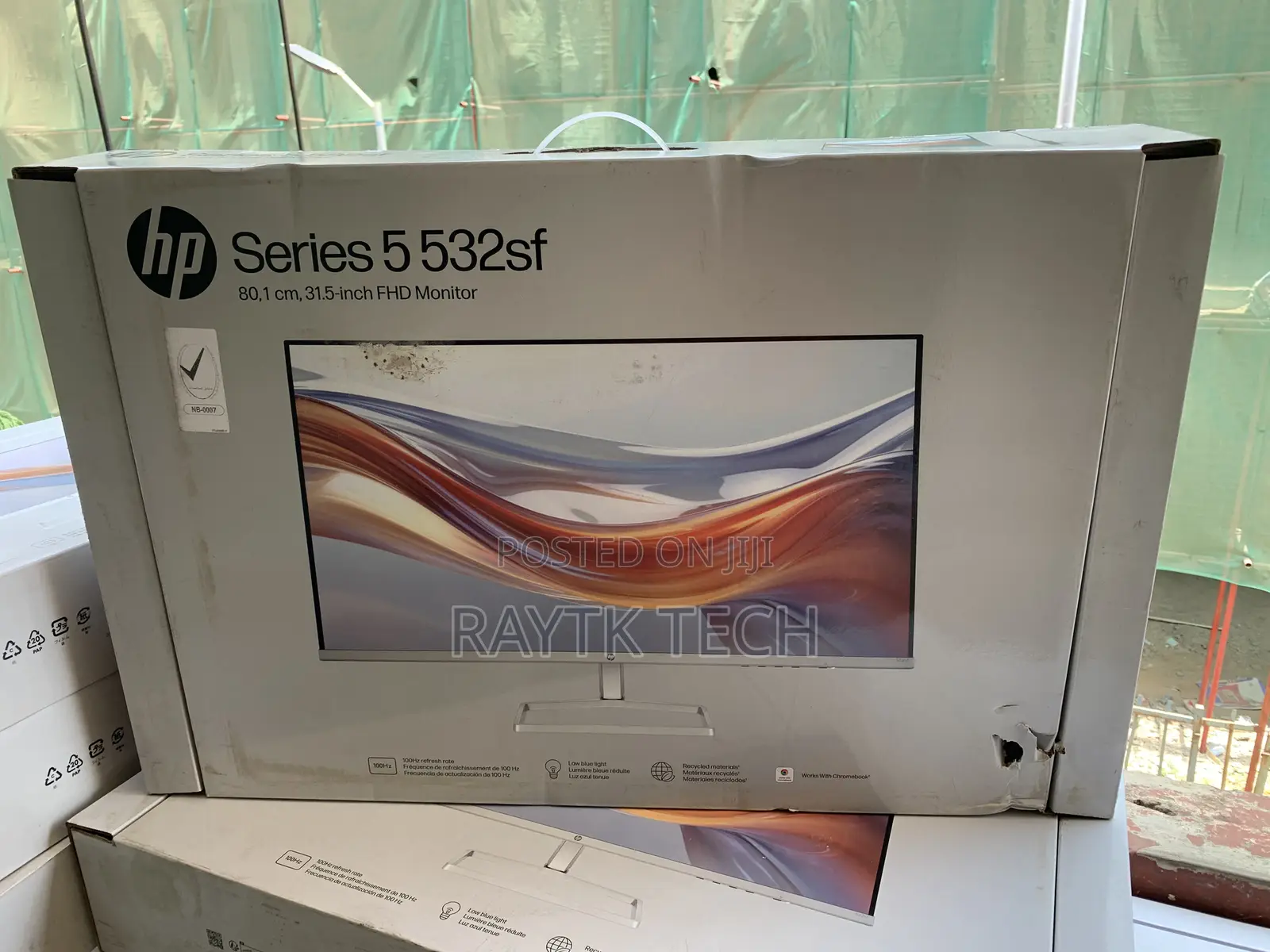 HP Monitor 32 Inches Series 5