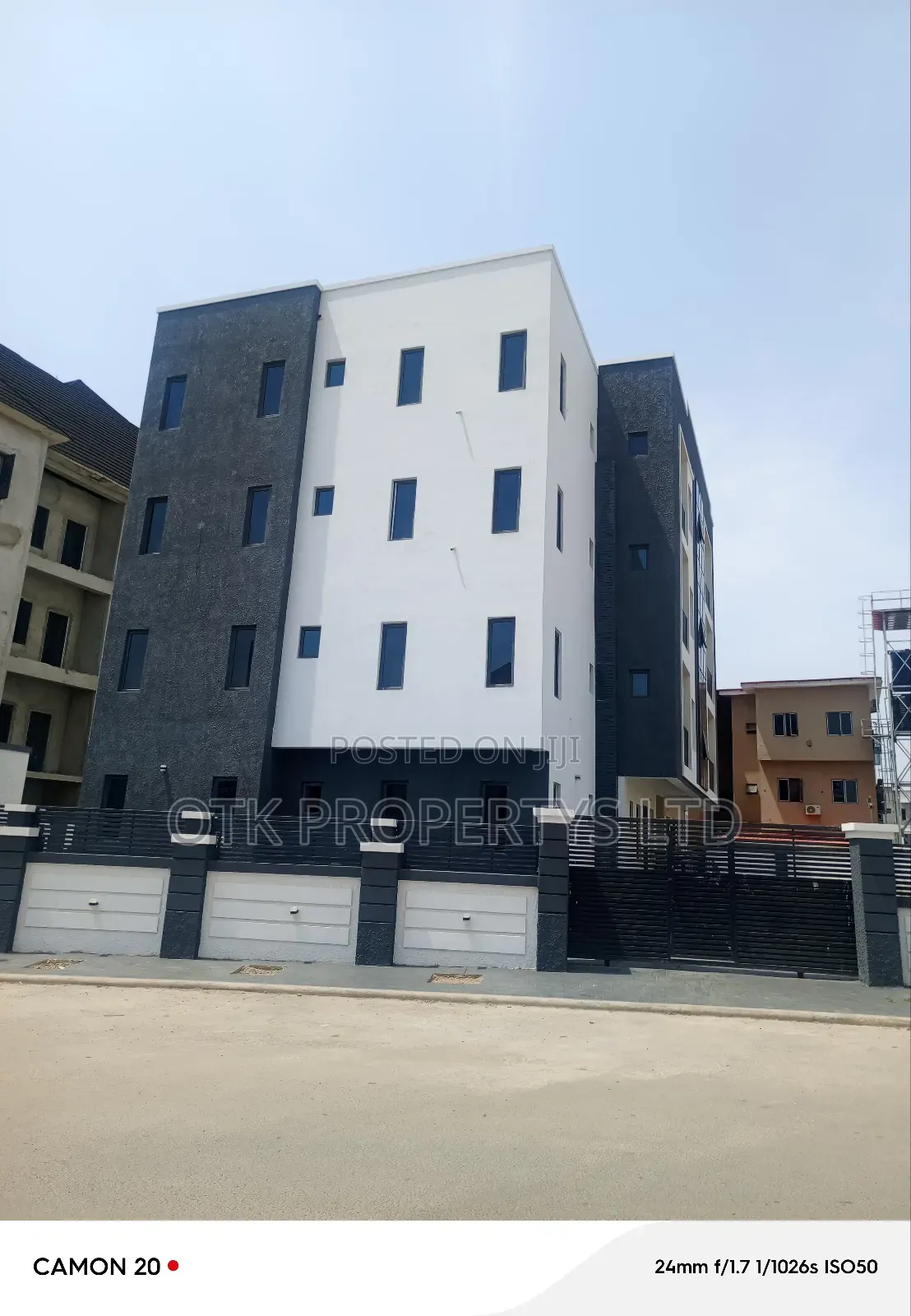 3bdrm Block of Flats in By Navy Quarters for sale