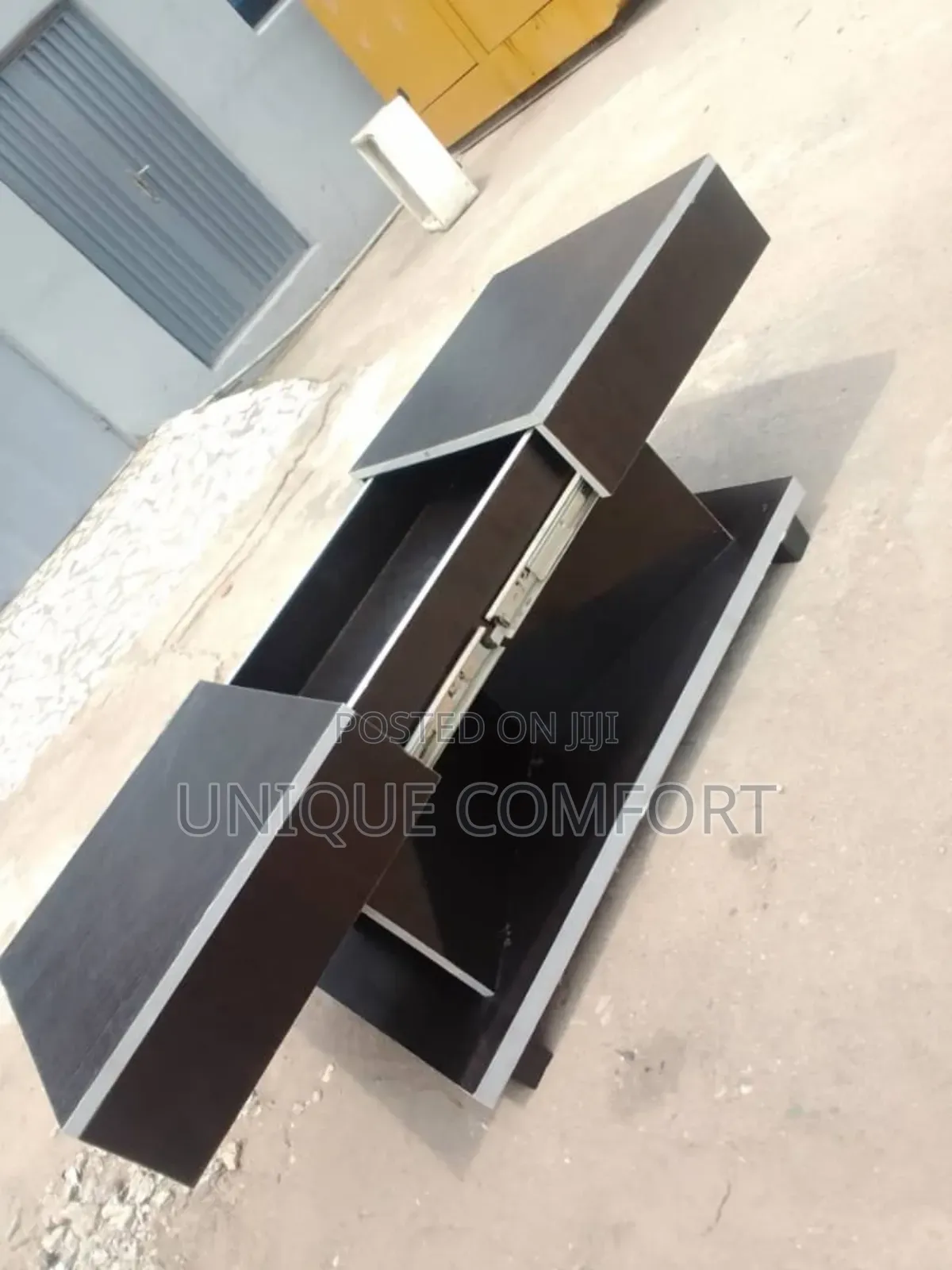 Top Quality Tv Stand and Adjustable Center Table