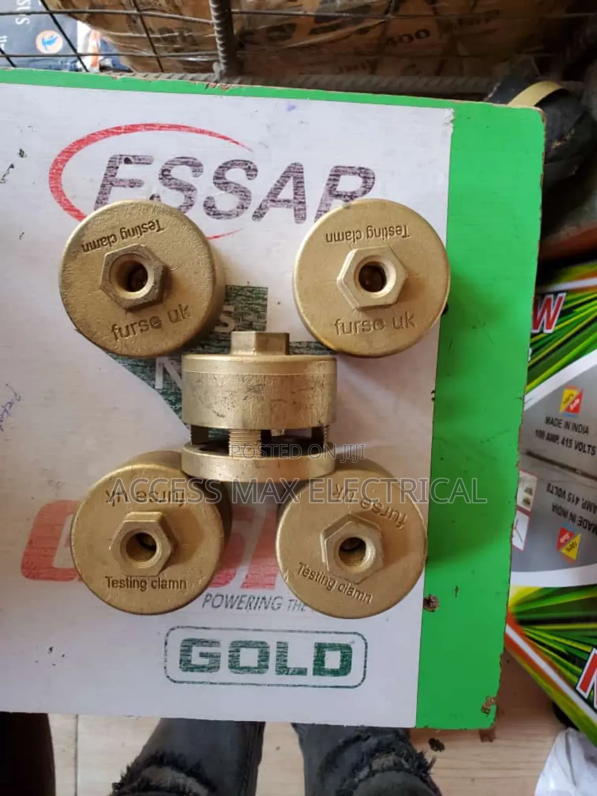 Earth Material Test Clamps