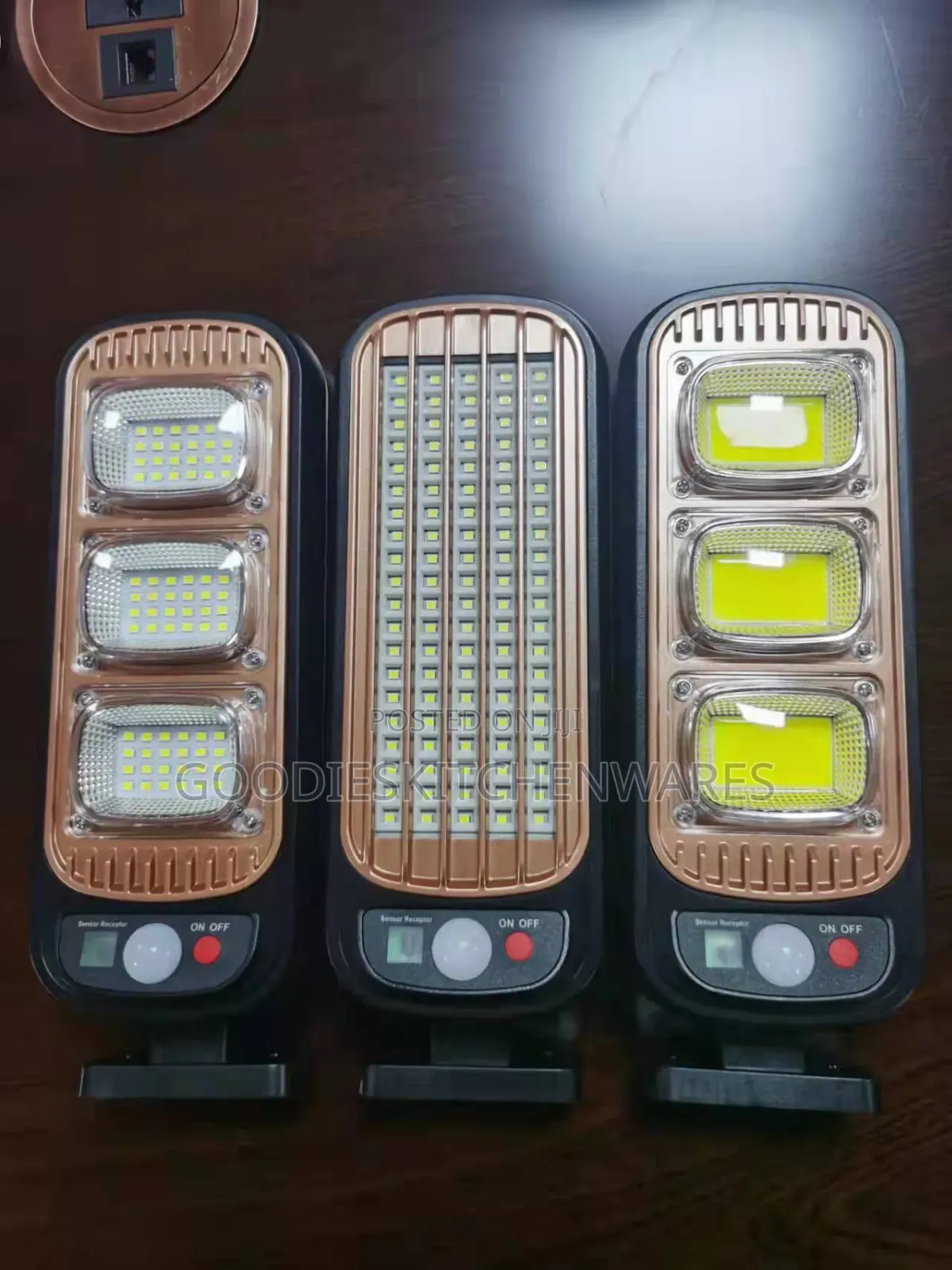 Sensor Rechargeable Solar Street Light