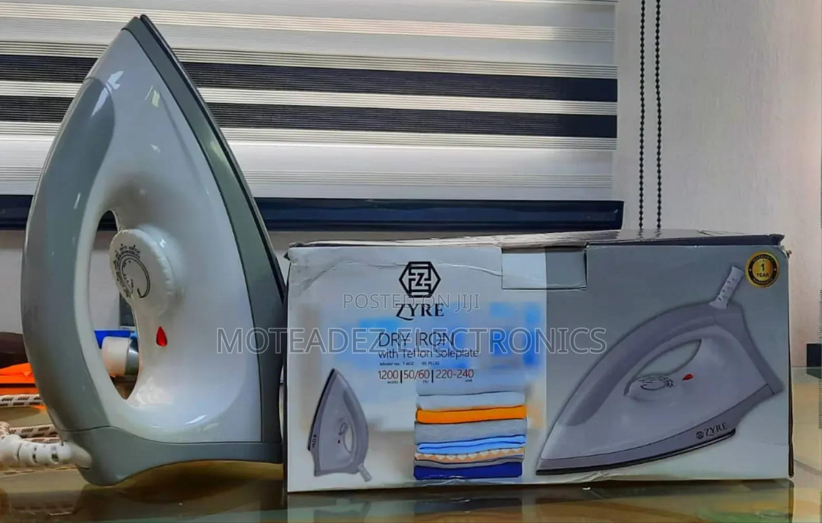 Zyre 1200w Non Stick Teflon Sole Plate Pressing Iron