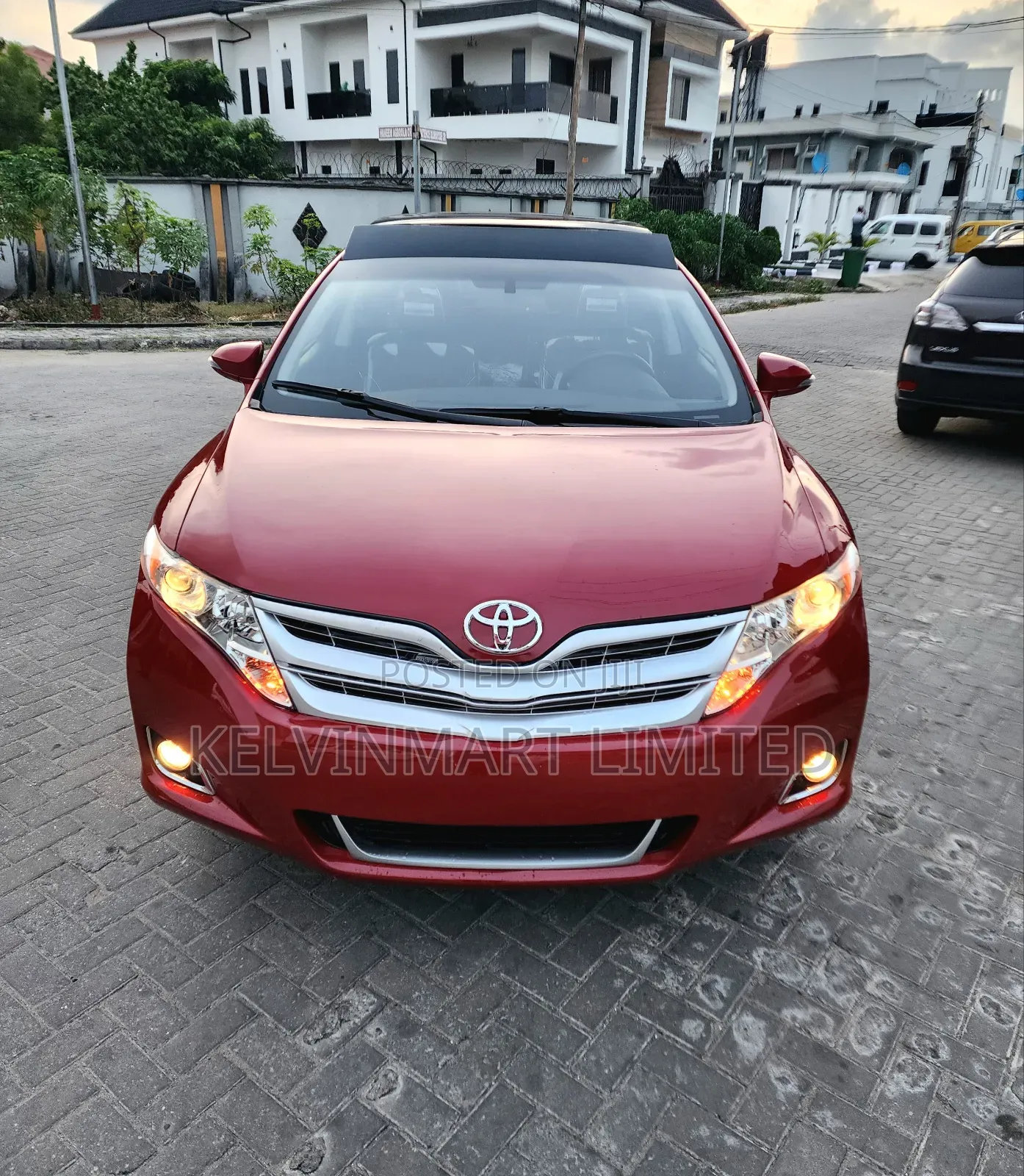 Toyota Venza XLE 4dr Wagon (3.5L 6cyl 6A) 2014 Red