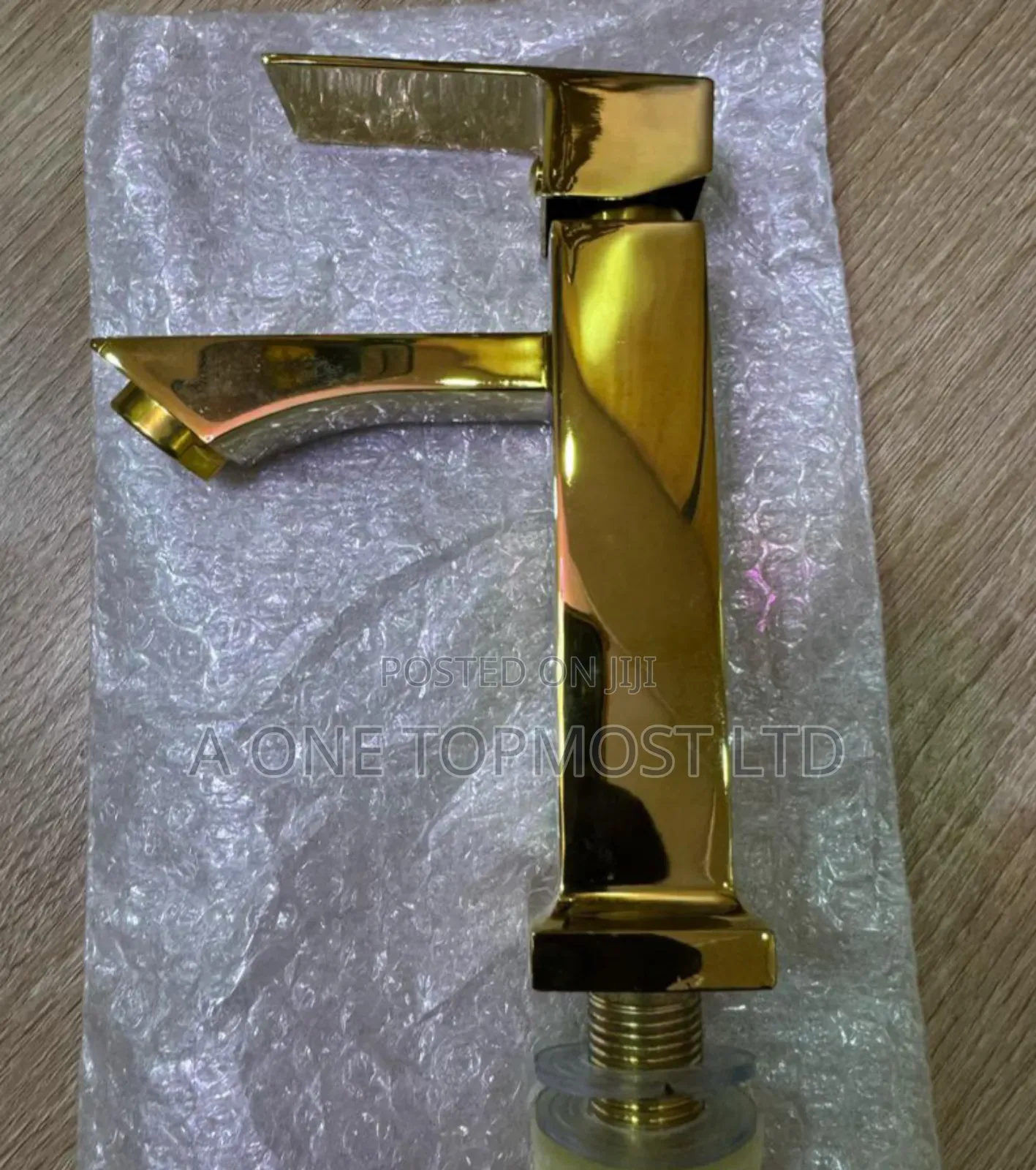 Basin Tap (Gold)